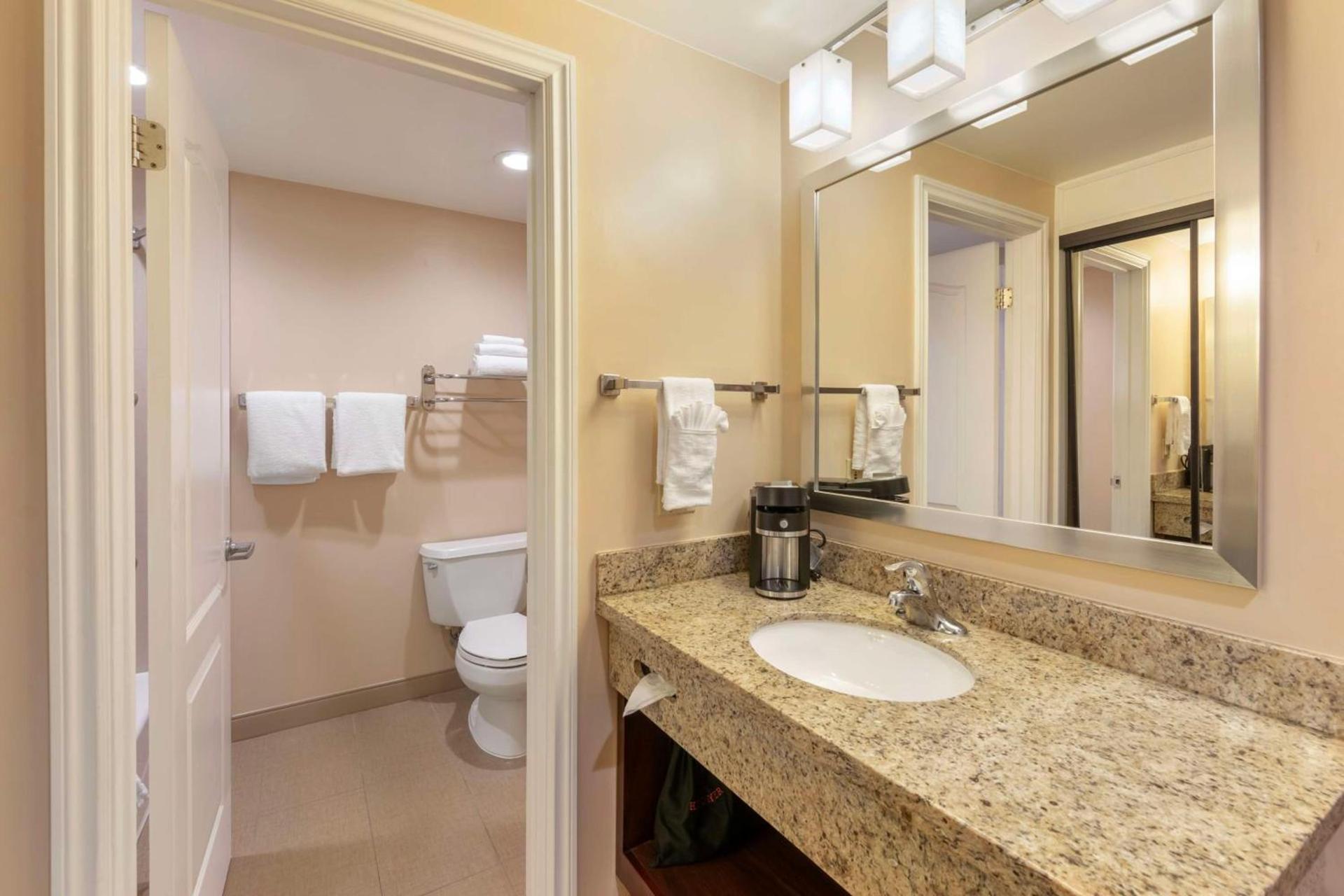 Best Western Plus West Covina Inn photo 31