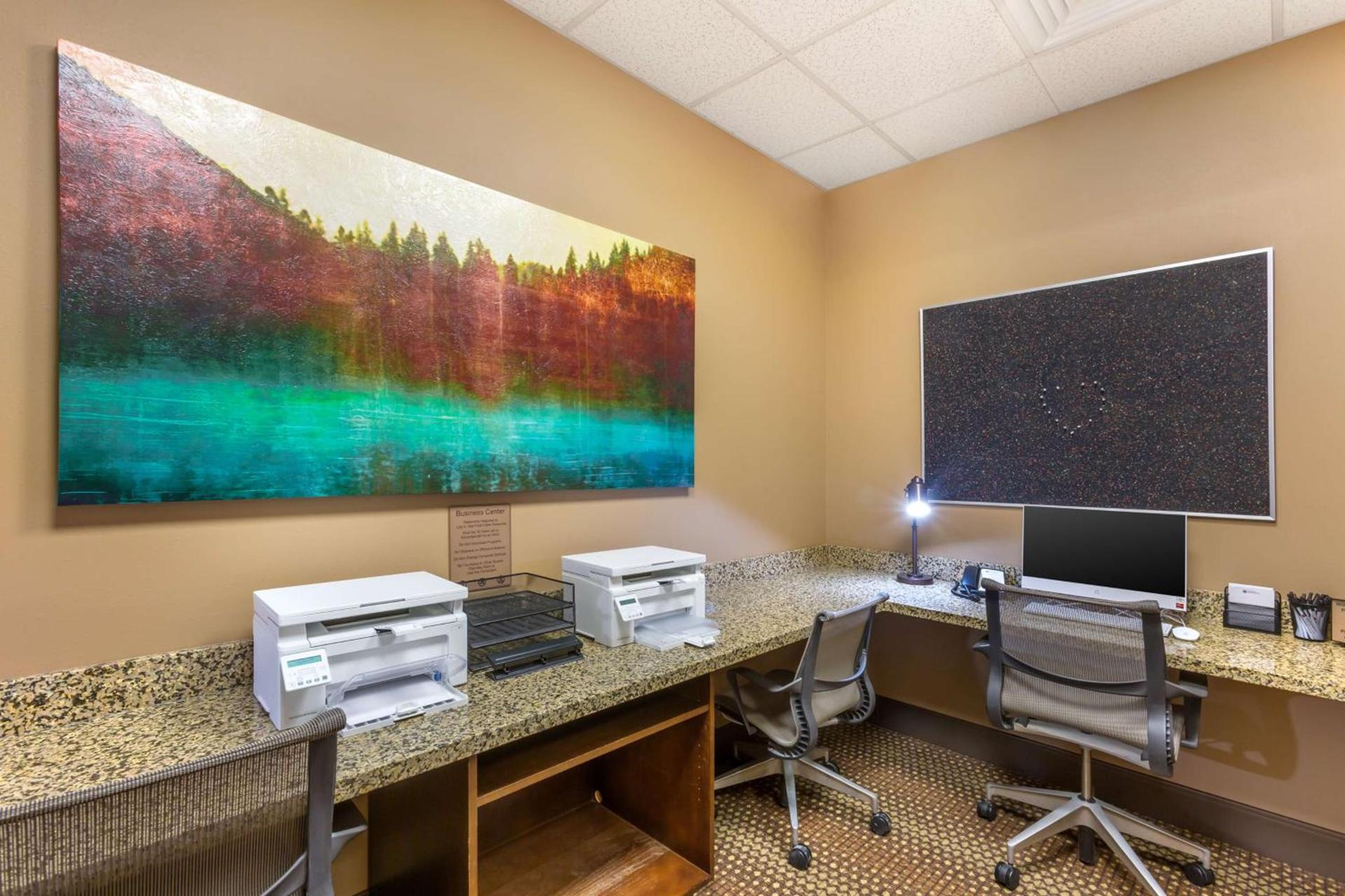 Best Western Premier Ivy Inn & Suites photo 42