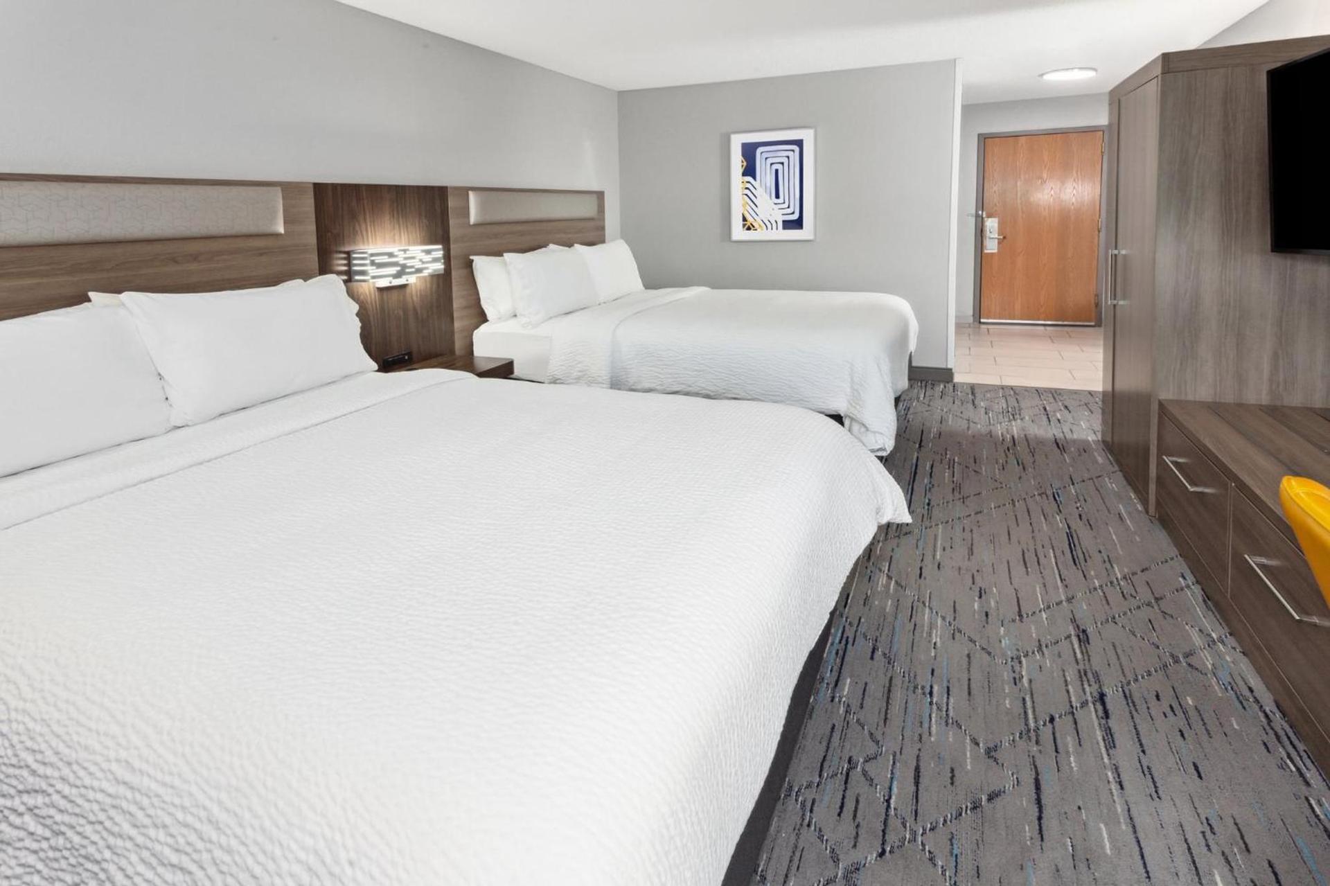 Holiday Inn Express Fremont by IHG photo 65