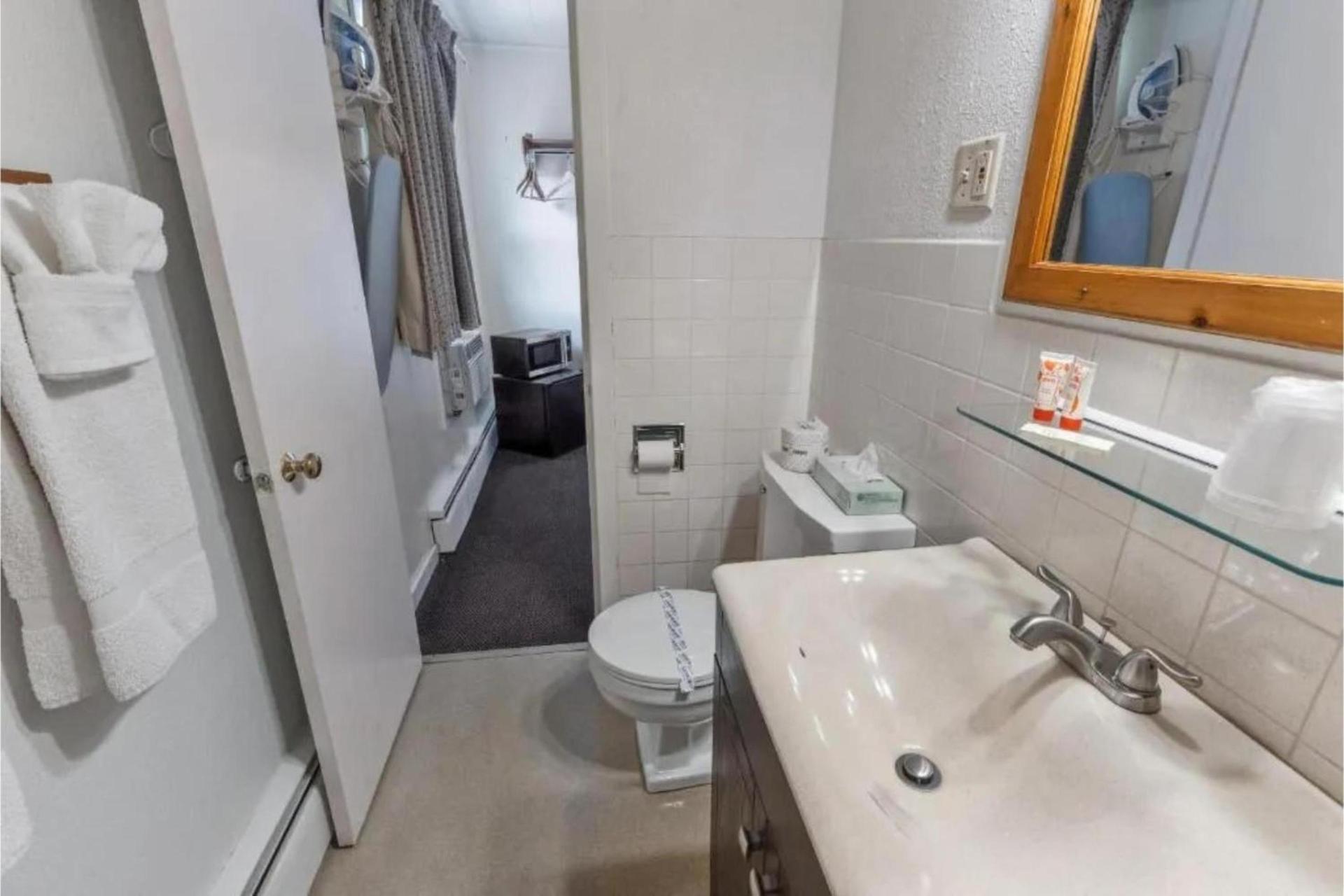 Buena Vista Inn Motel photo 31