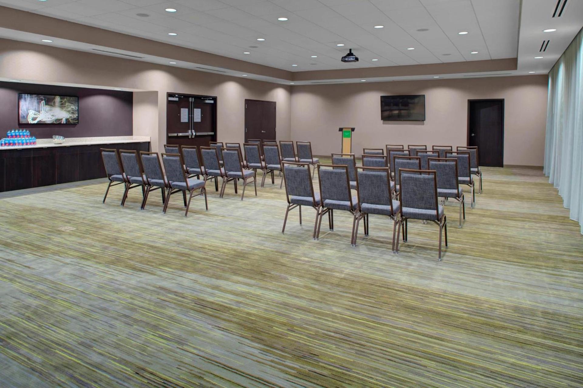 Courtyard by Marriott Atlanta Kennesaw photo 25