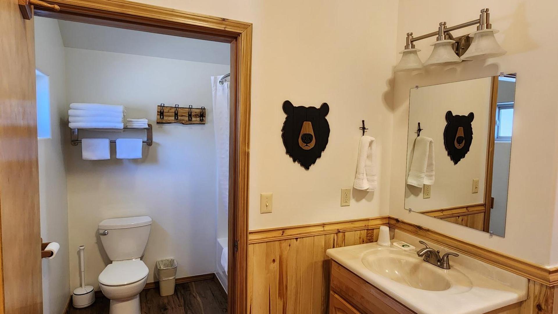 Beargrass Lodging & RV Resort photo 29