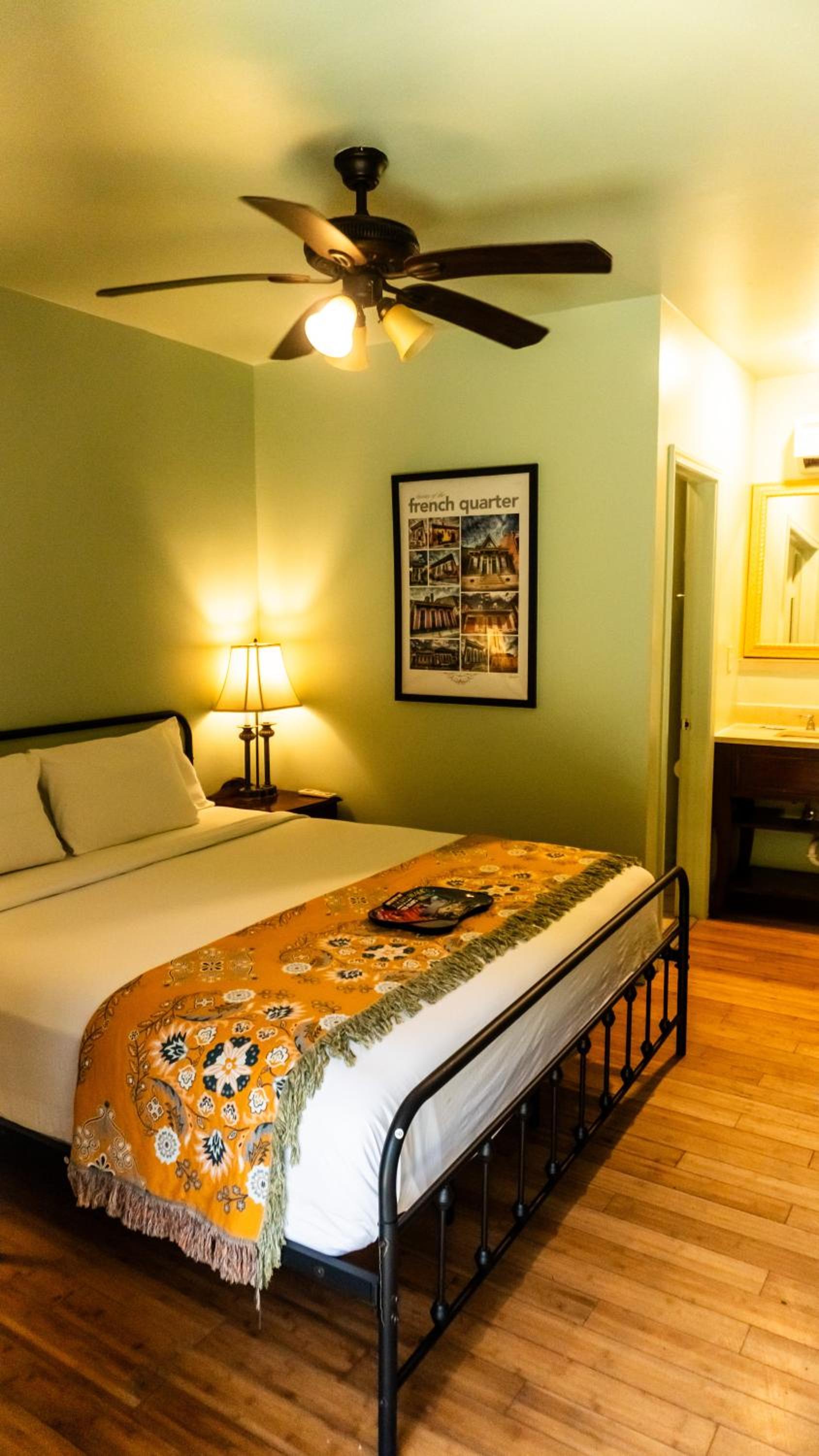 Historic Mardi Gras Inn photo 40