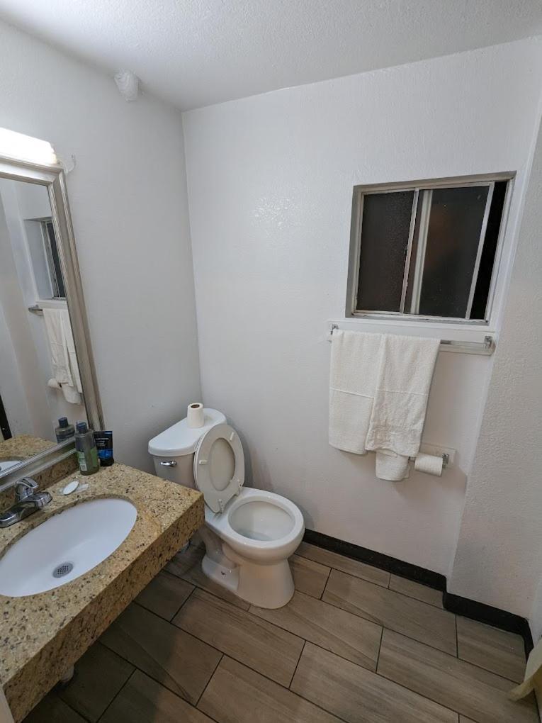 Ace Budget Motel photo 20