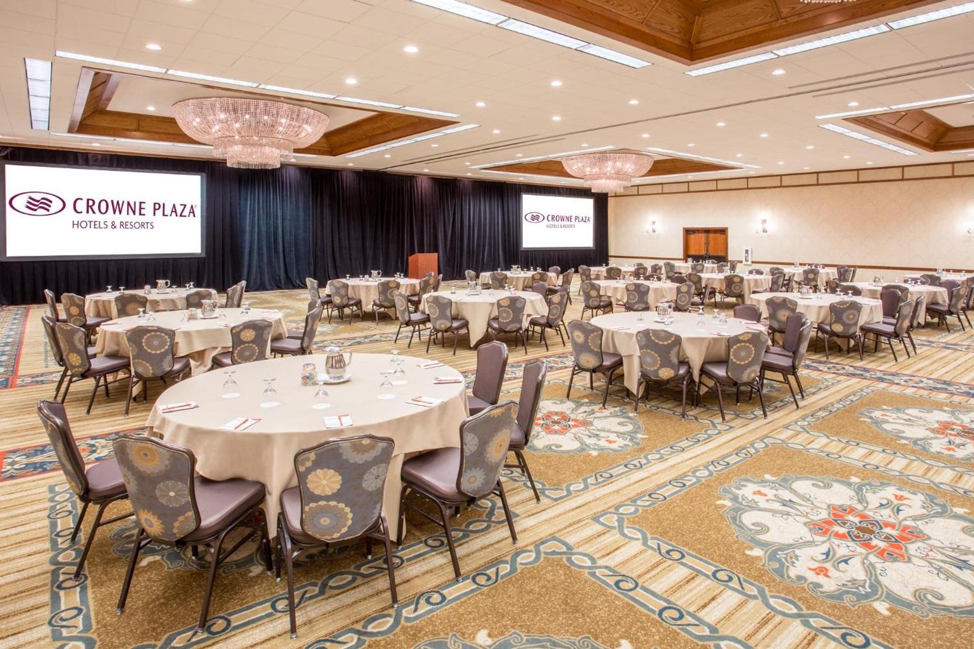 Crowne Plaza Phoenix - Chandler Golf Resort by IHG photo 34