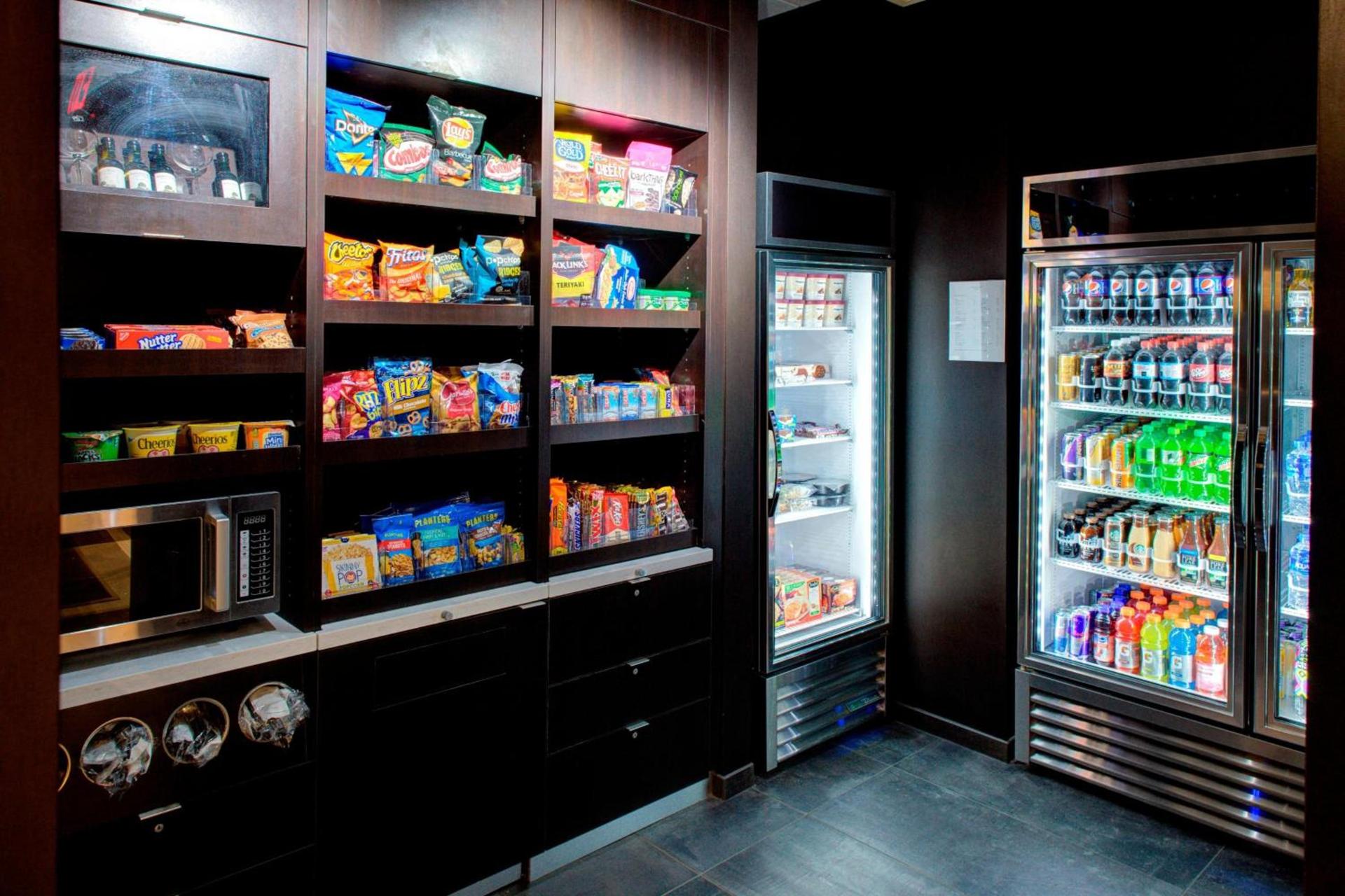 Courtyard by Marriott Atlanta Kennesaw photo 14