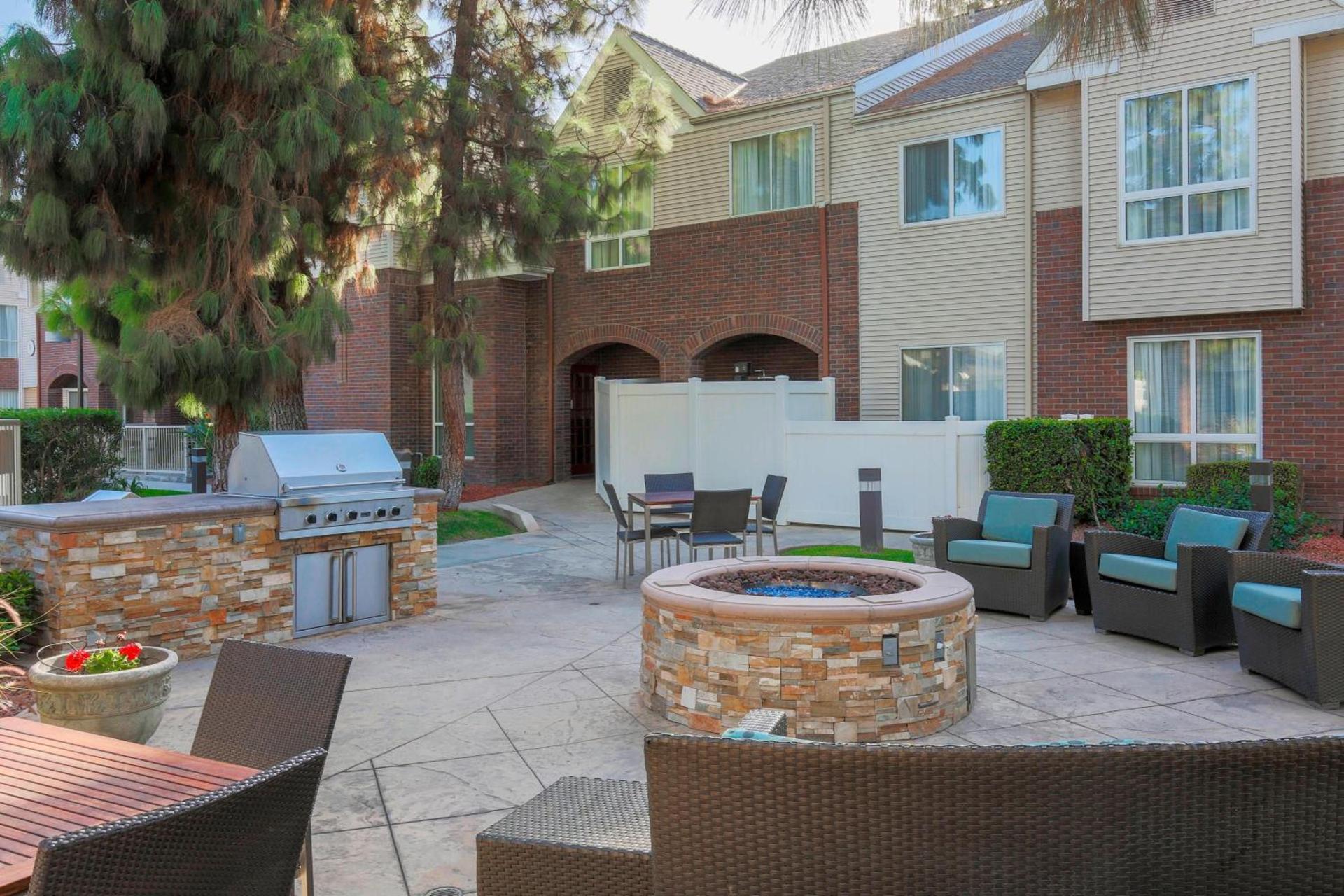Residence Inn Bakersfield photo 21