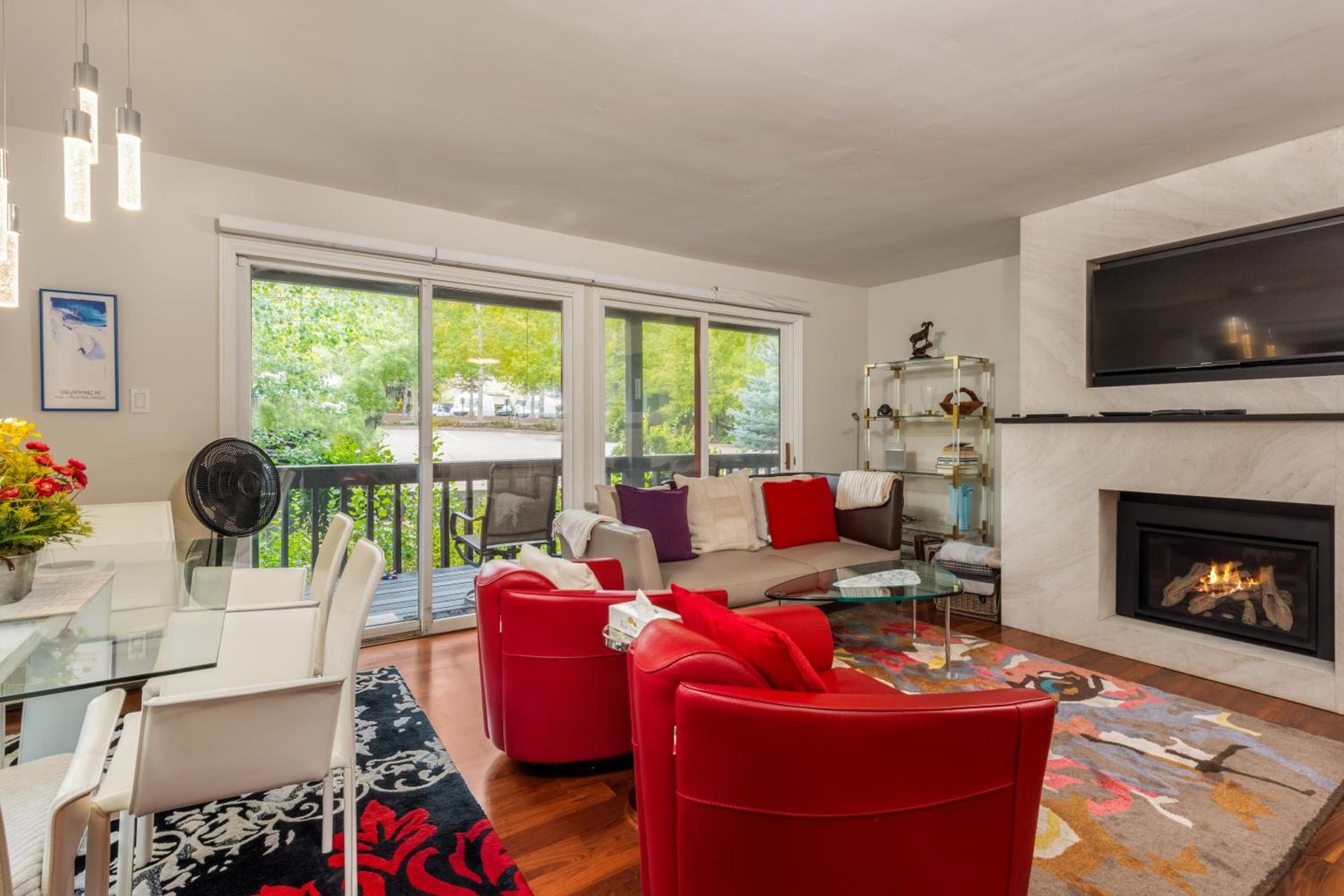 Christiania Lodge Condominiums Collection photo 41