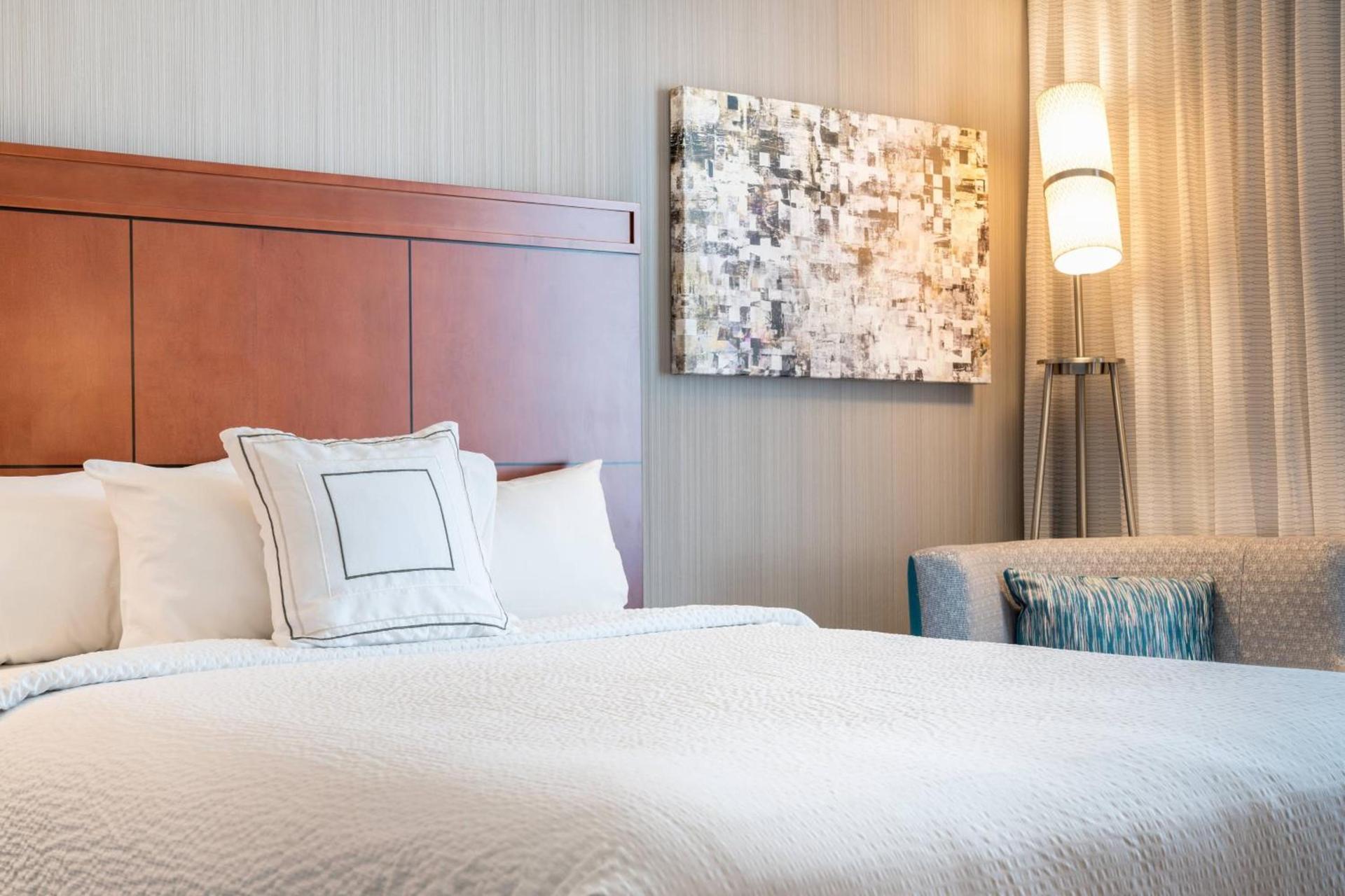 Courtyard by Marriott Silver Spring Downtown photo 7