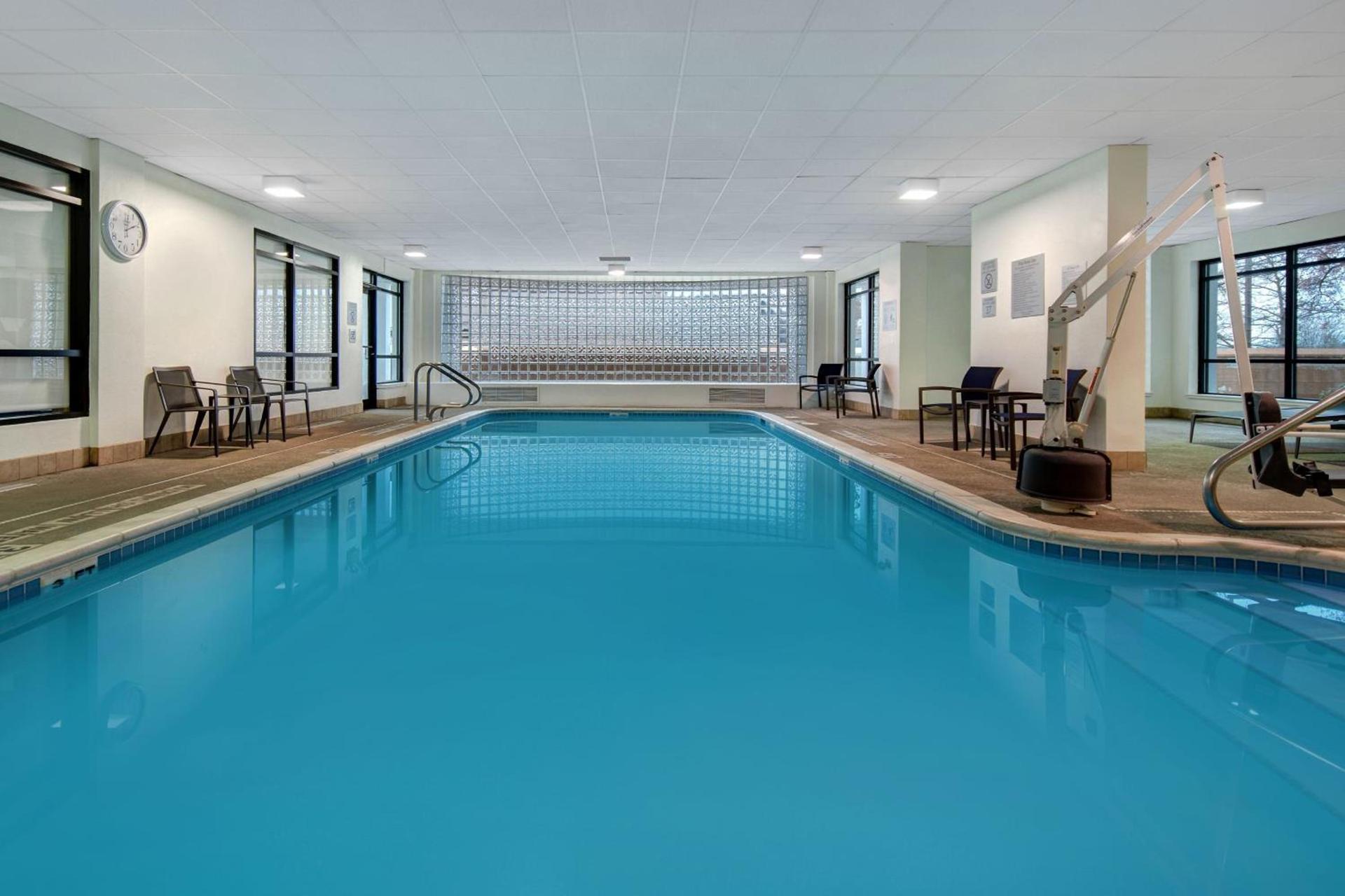 Courtyard by Marriott State College photo 44