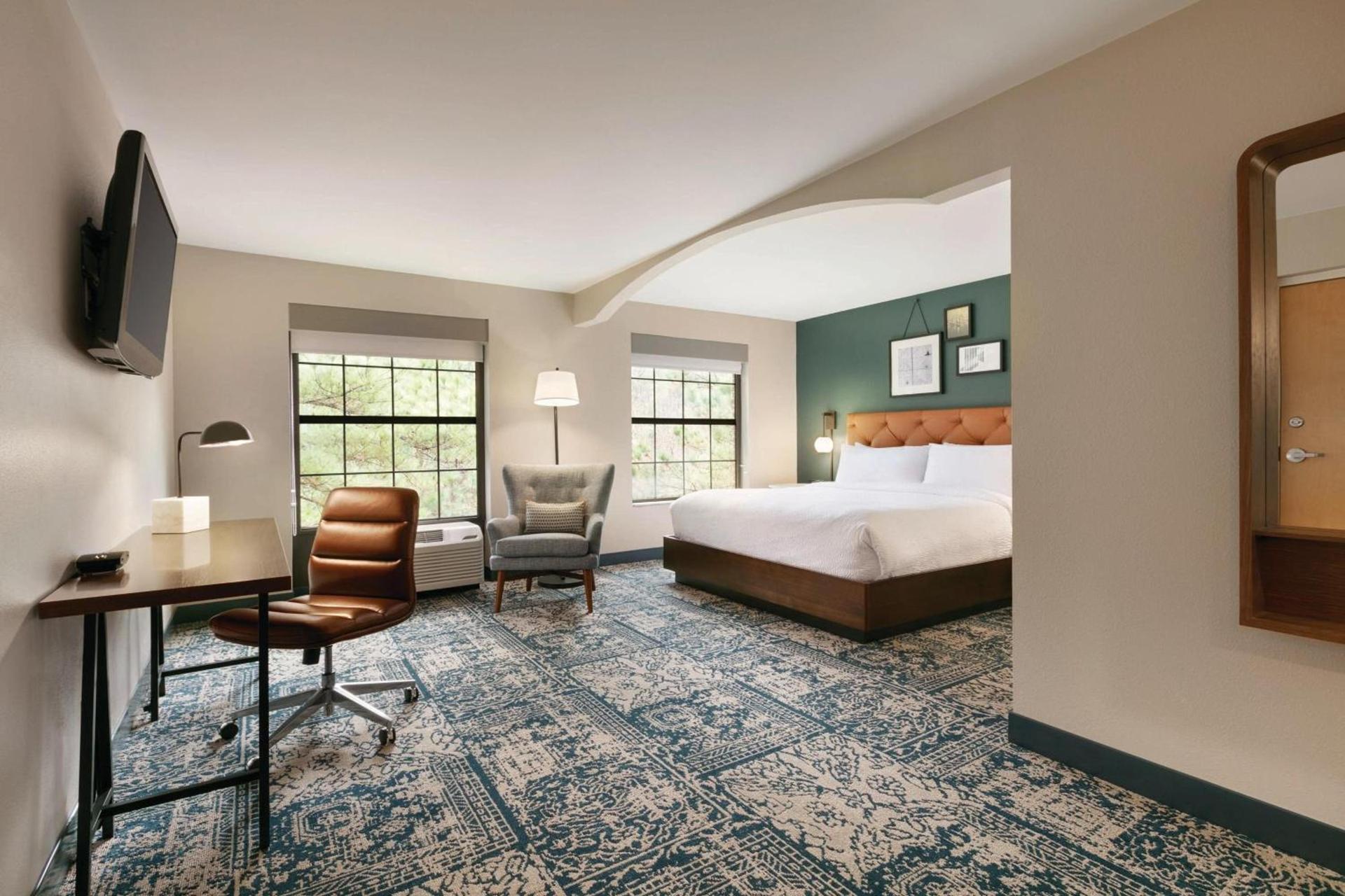 Four Points by Sheraton Raleigh Arena photo 7