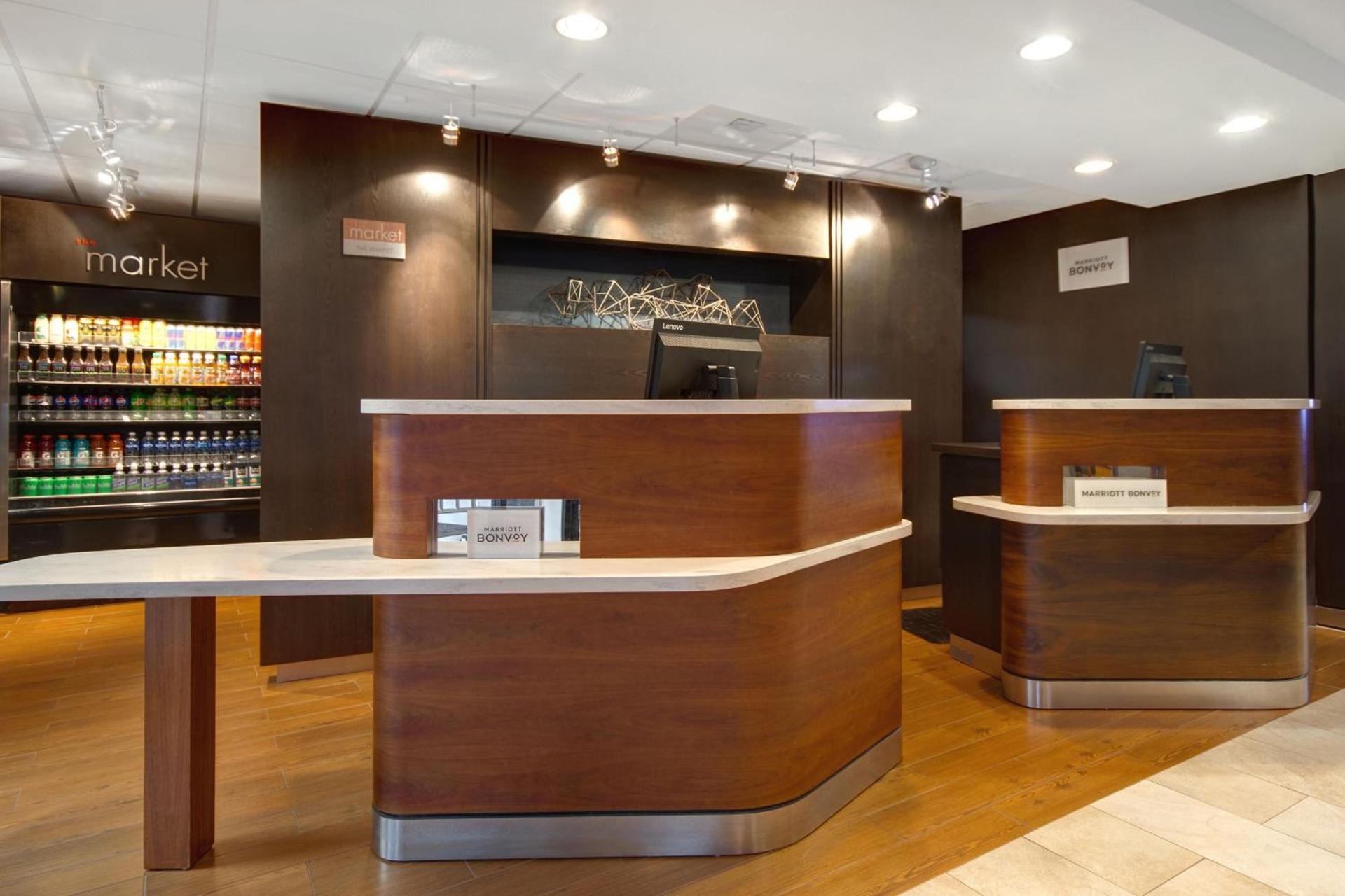 Courtyard by Marriott State College photo 7