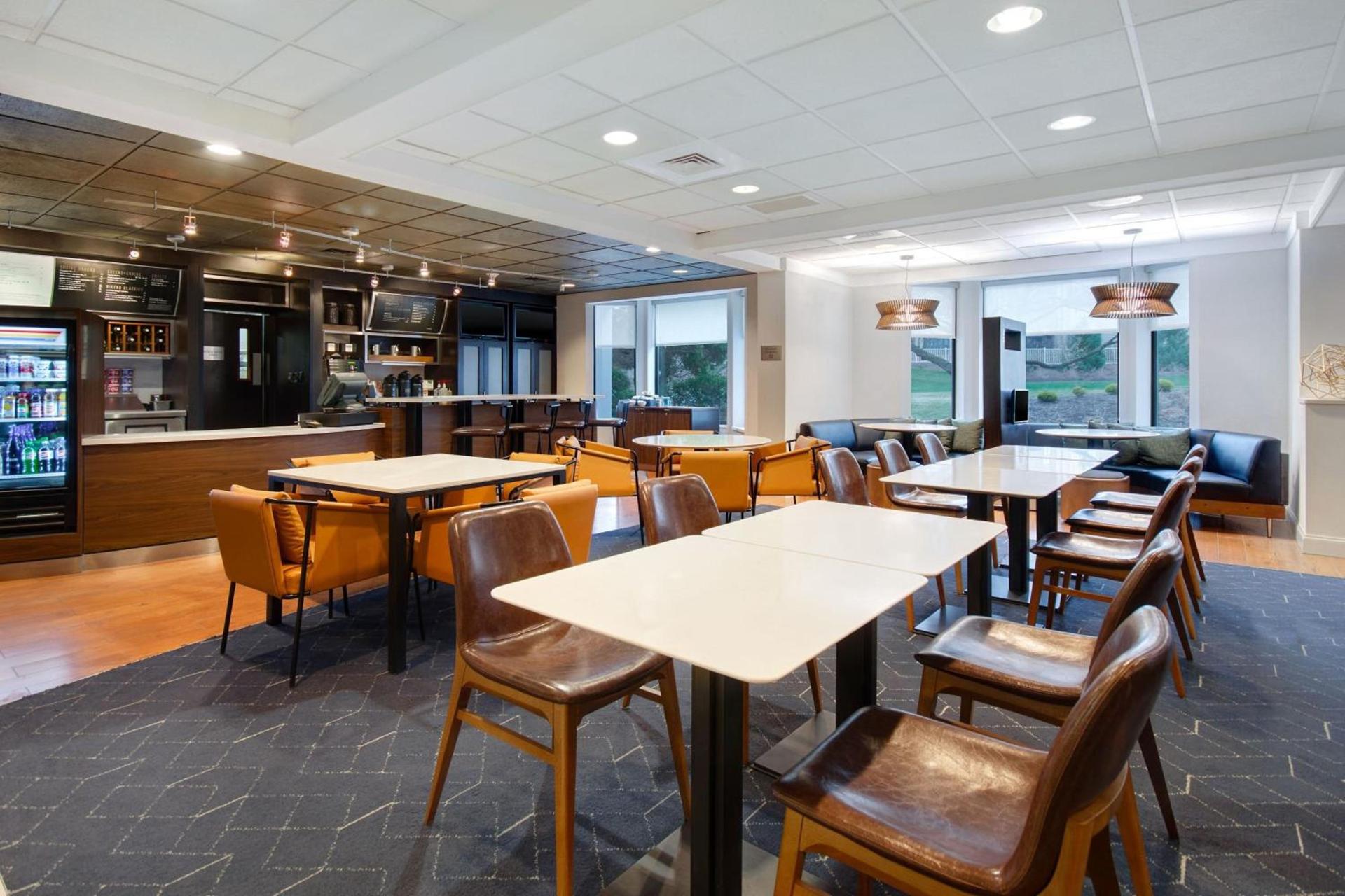 Courtyard by Marriott State College photo 39