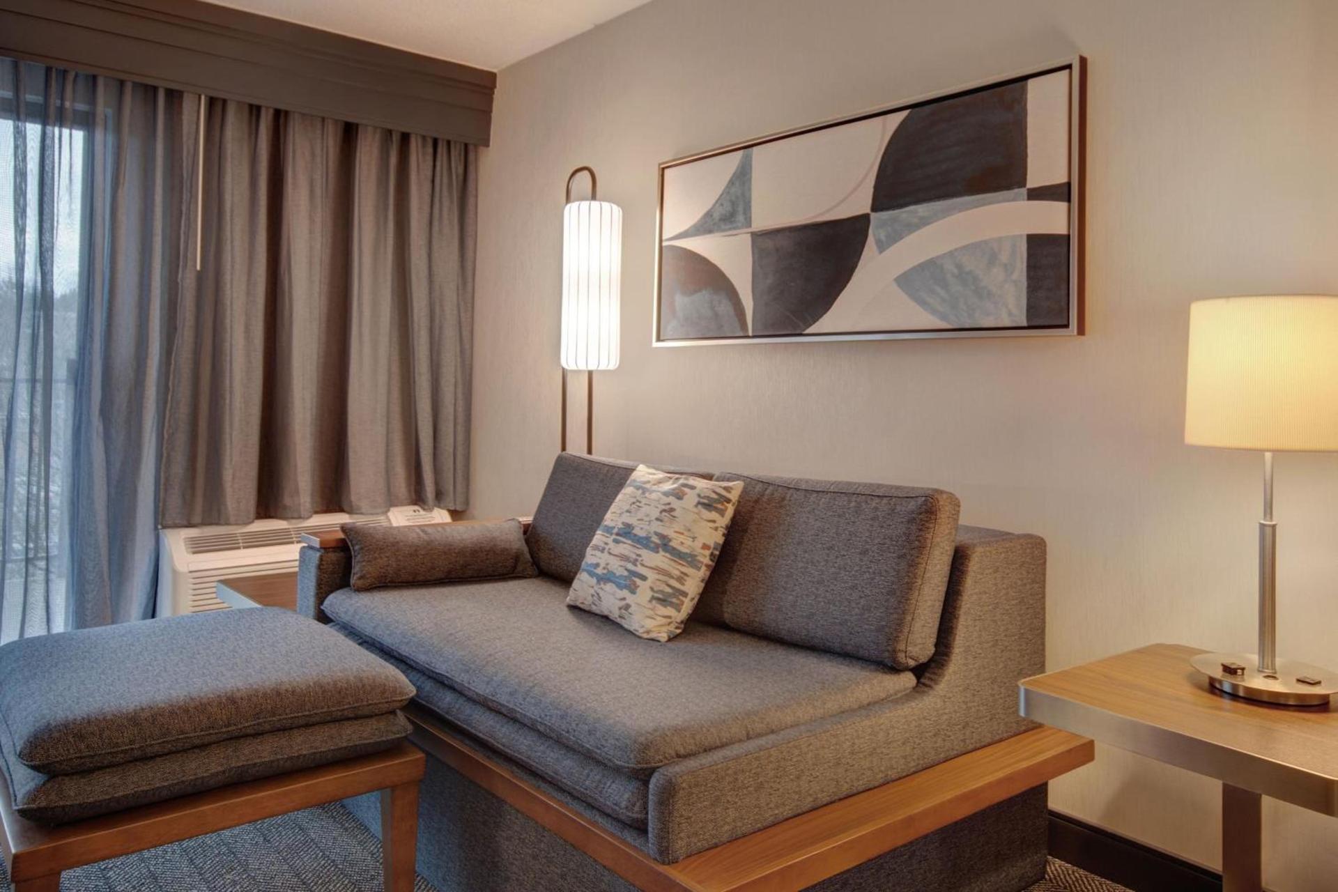 Courtyard by Marriott State College photo 26
