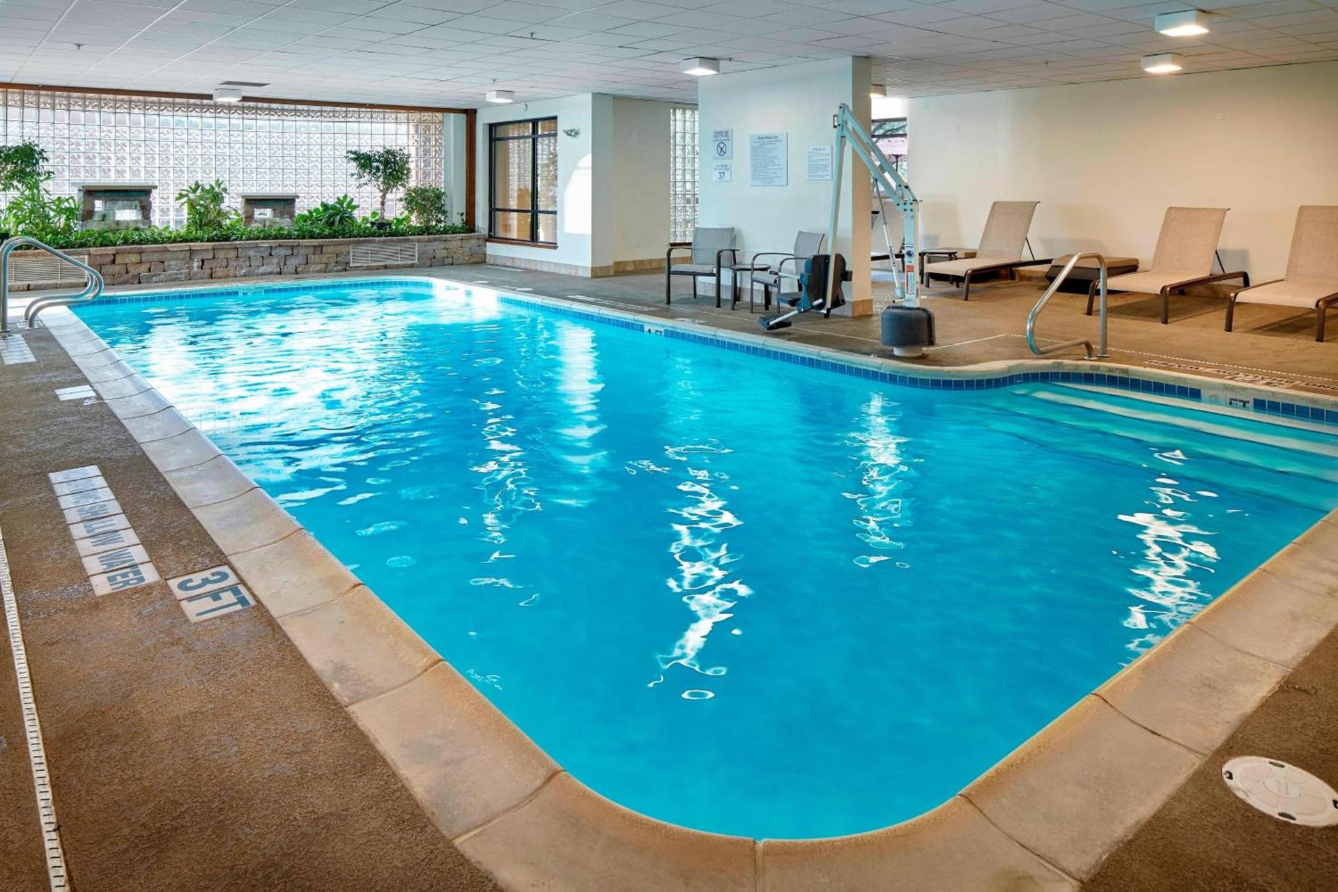 Courtyard by Marriott State College photo 45