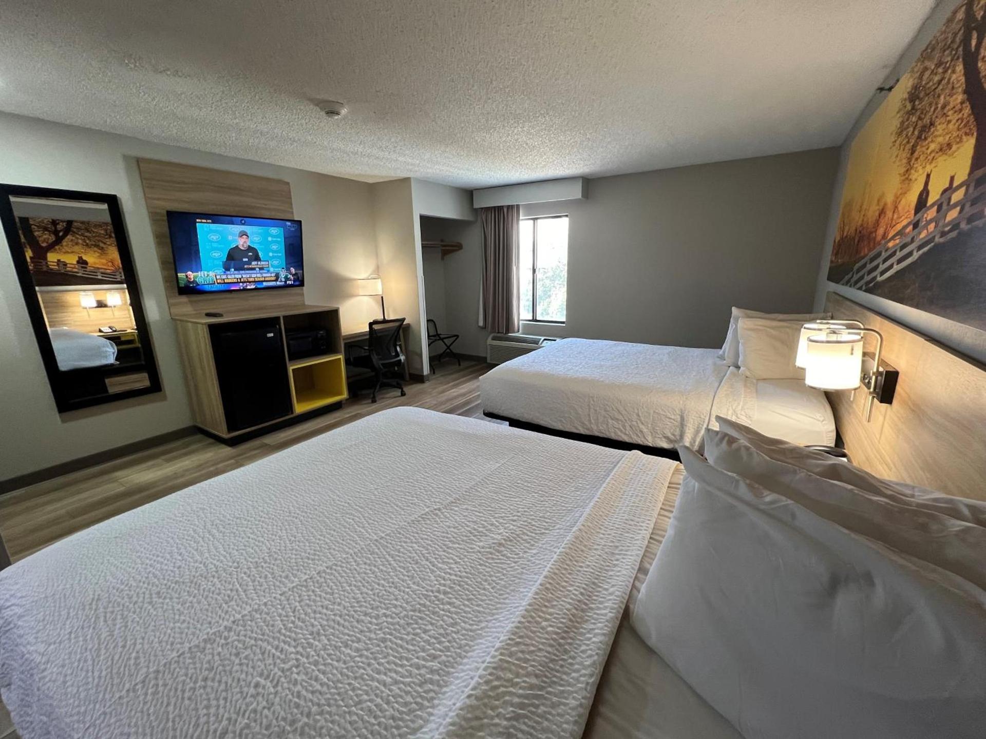 Days Inn by Wyndham Tulsa Central photo 19
