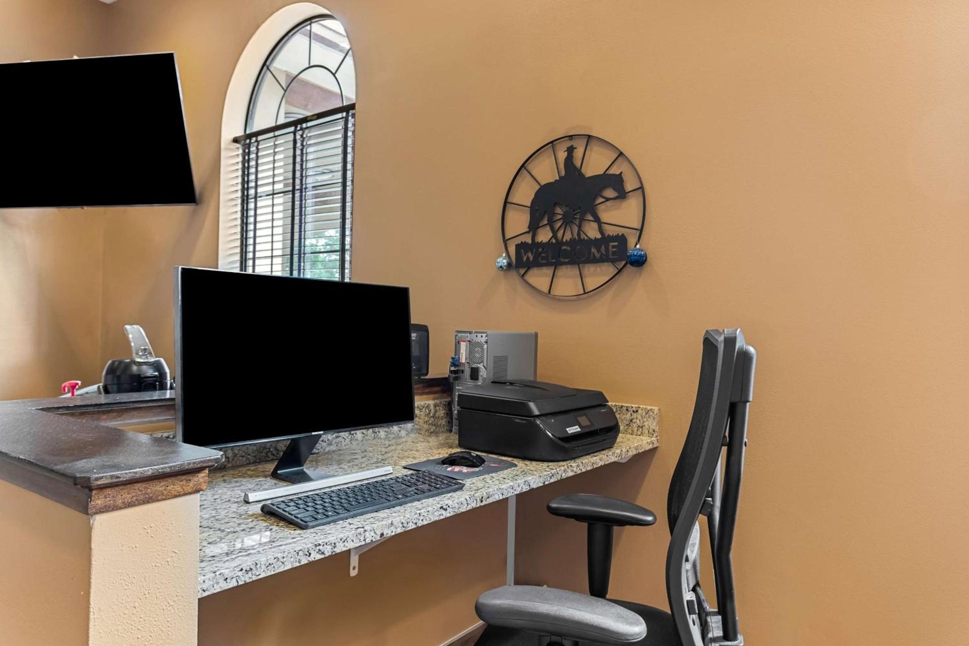 Best Western Moriarty Heritage Inn photo 8