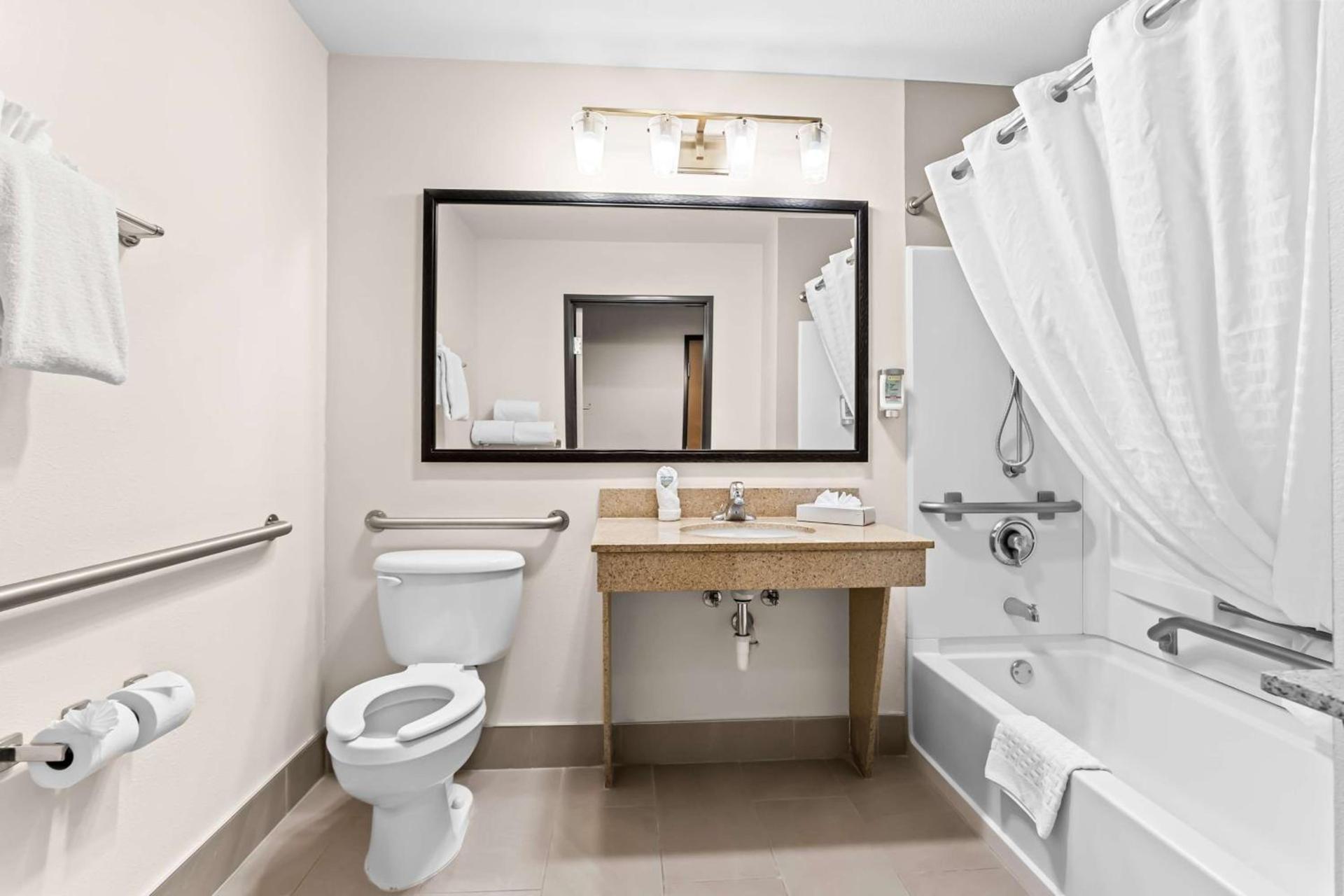 Best Western Moriarty Heritage Inn photo 13
