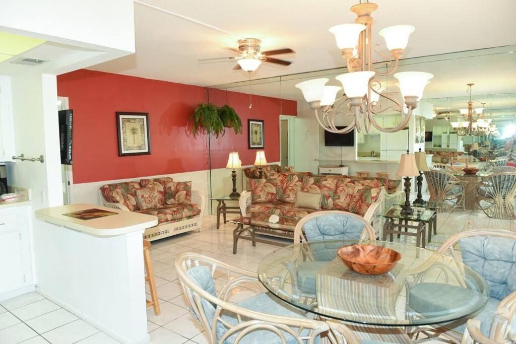 Aloha Apartments On the Intracoastal-Walk to the Beach photo 43