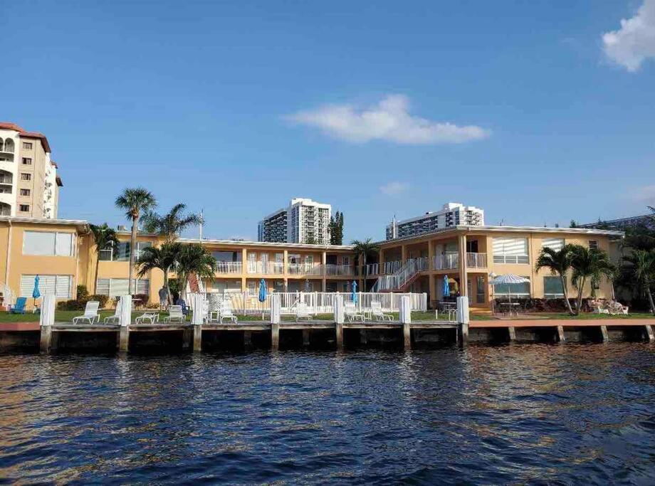 Aloha Apartments On the Intracoastal-Walk to the Beach photo 7