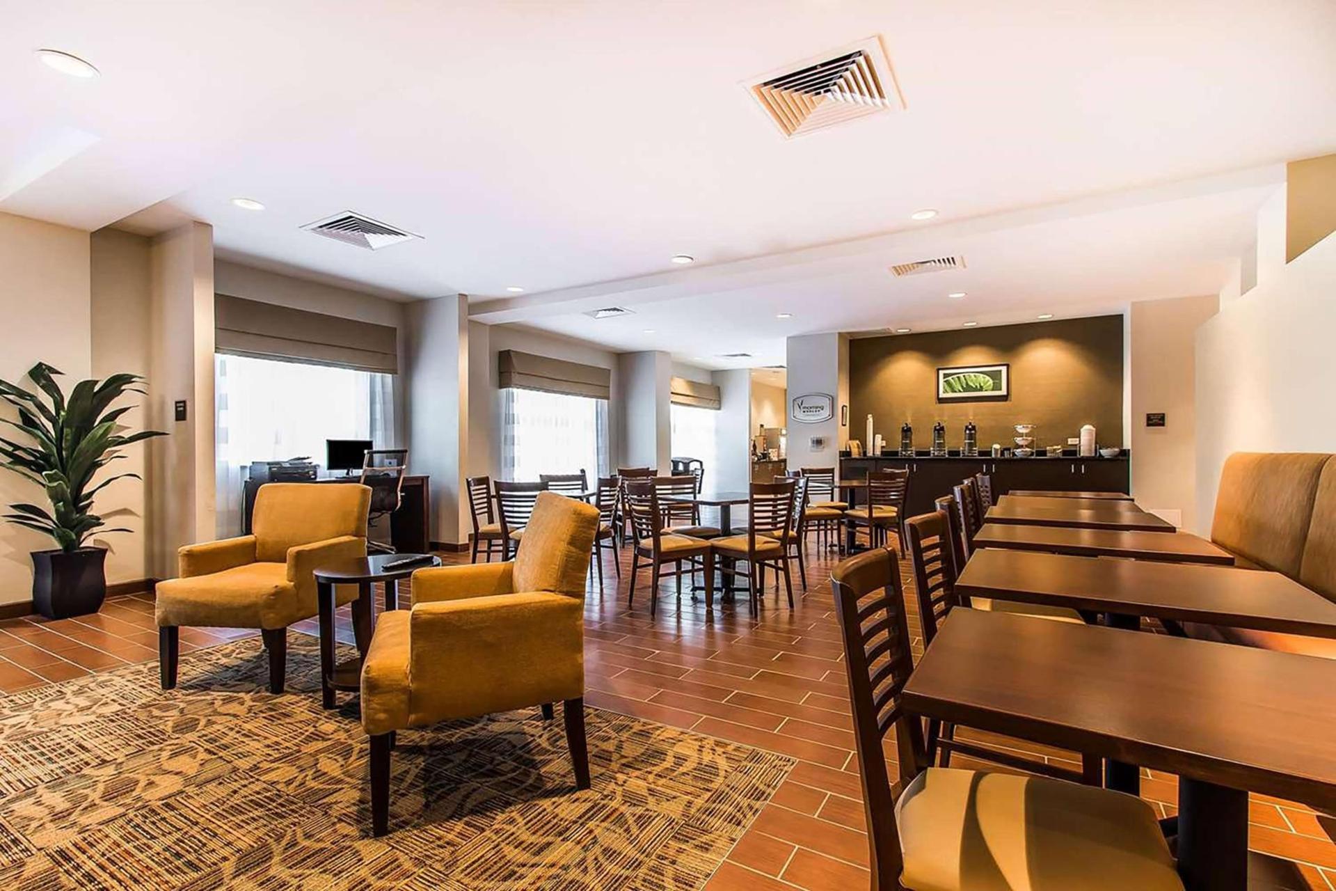 Wingate by Wyndham Jonesboro Hodge photo 10