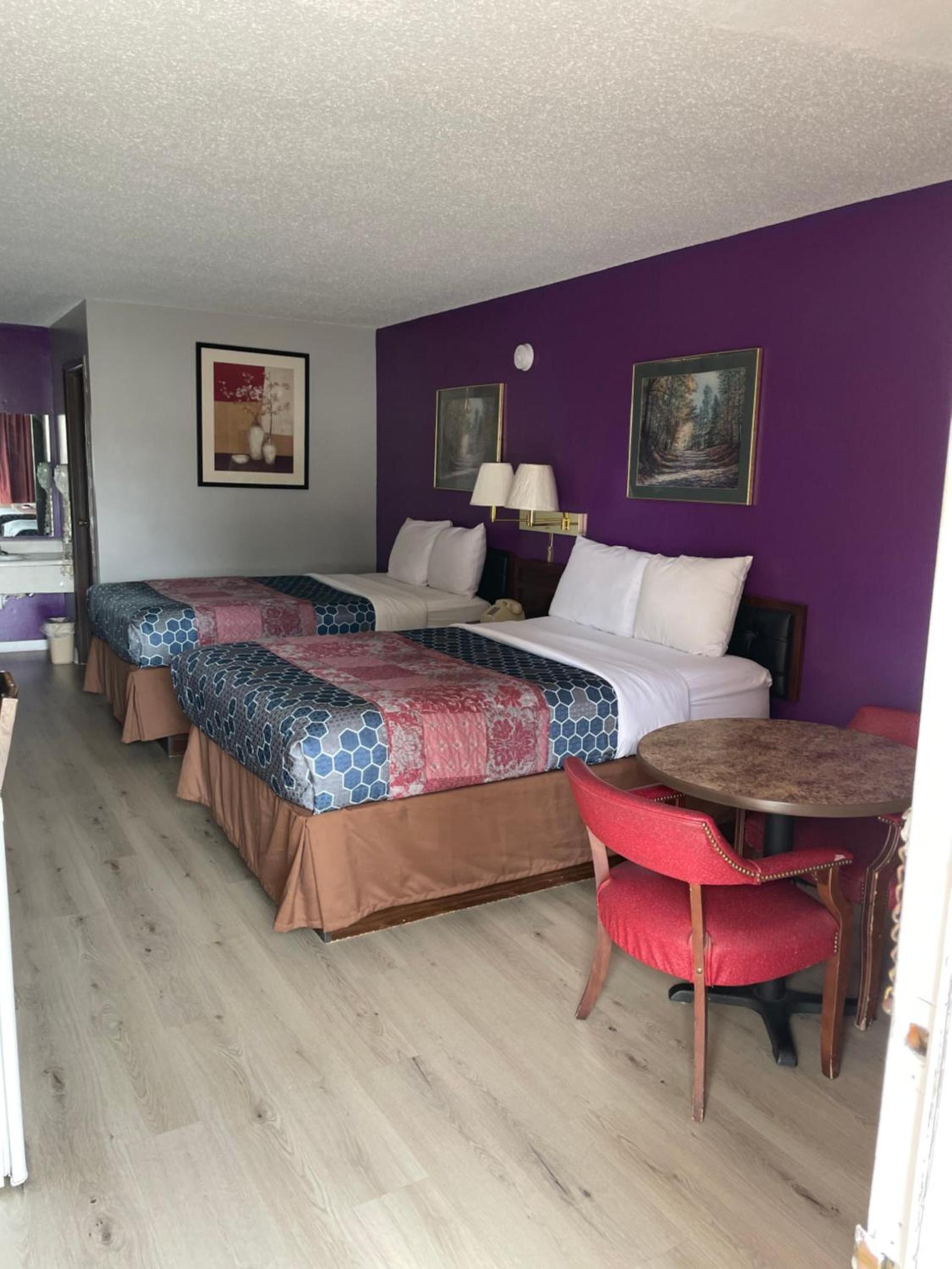 Budget Host Inn photo 55