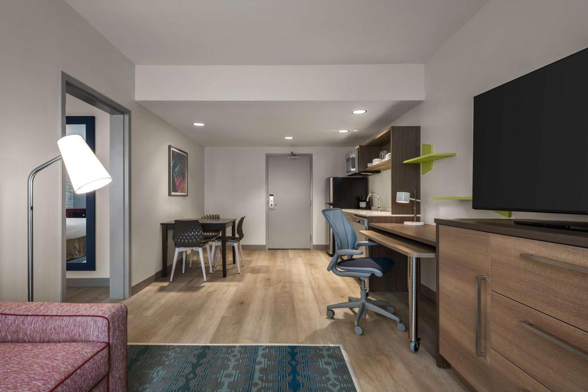 Home2 Suites By Hilton Austin Downtown East Side photo 17
