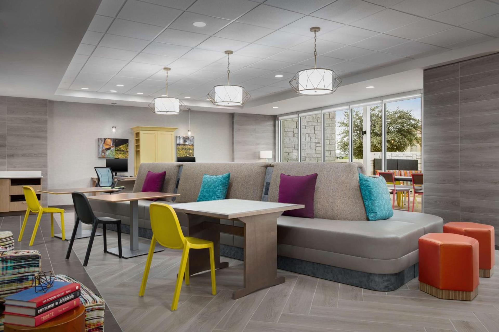 Home2 Suites By Hilton Laredo North photo 6