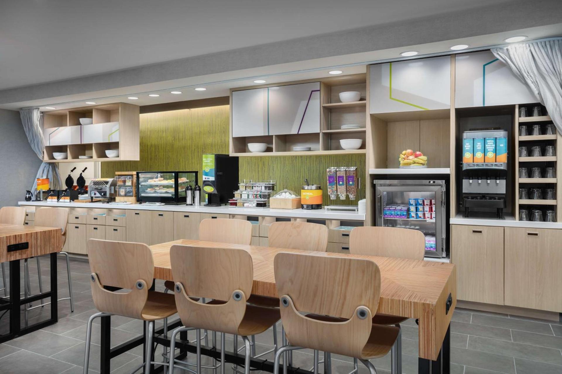 Home2 Suites By Hilton Laredo North photo 10