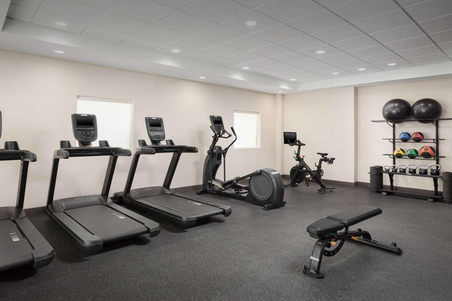 Home2 Suites By Hilton Laredo North photo 11