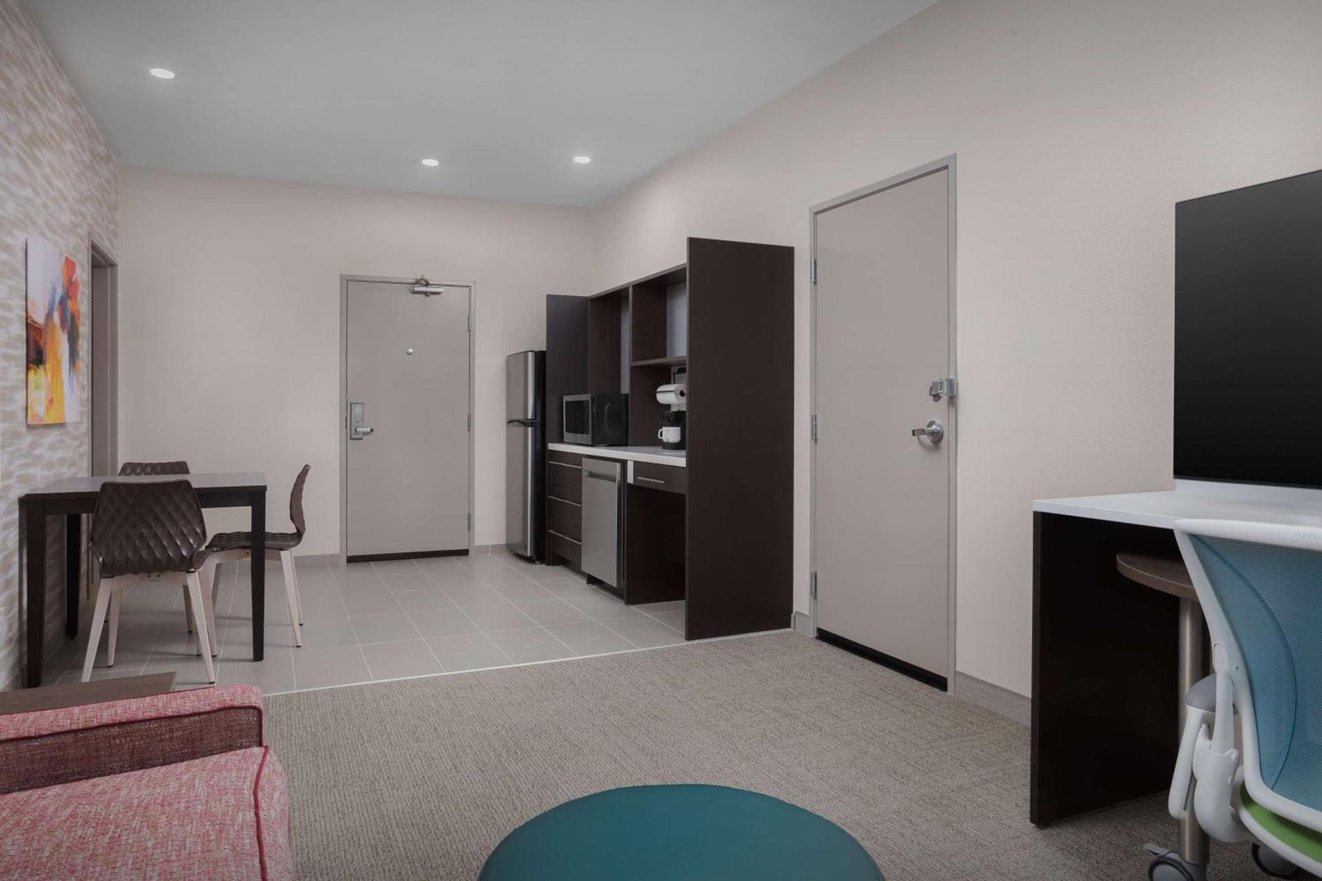 Home2 Suites By Hilton Laredo North photo 33