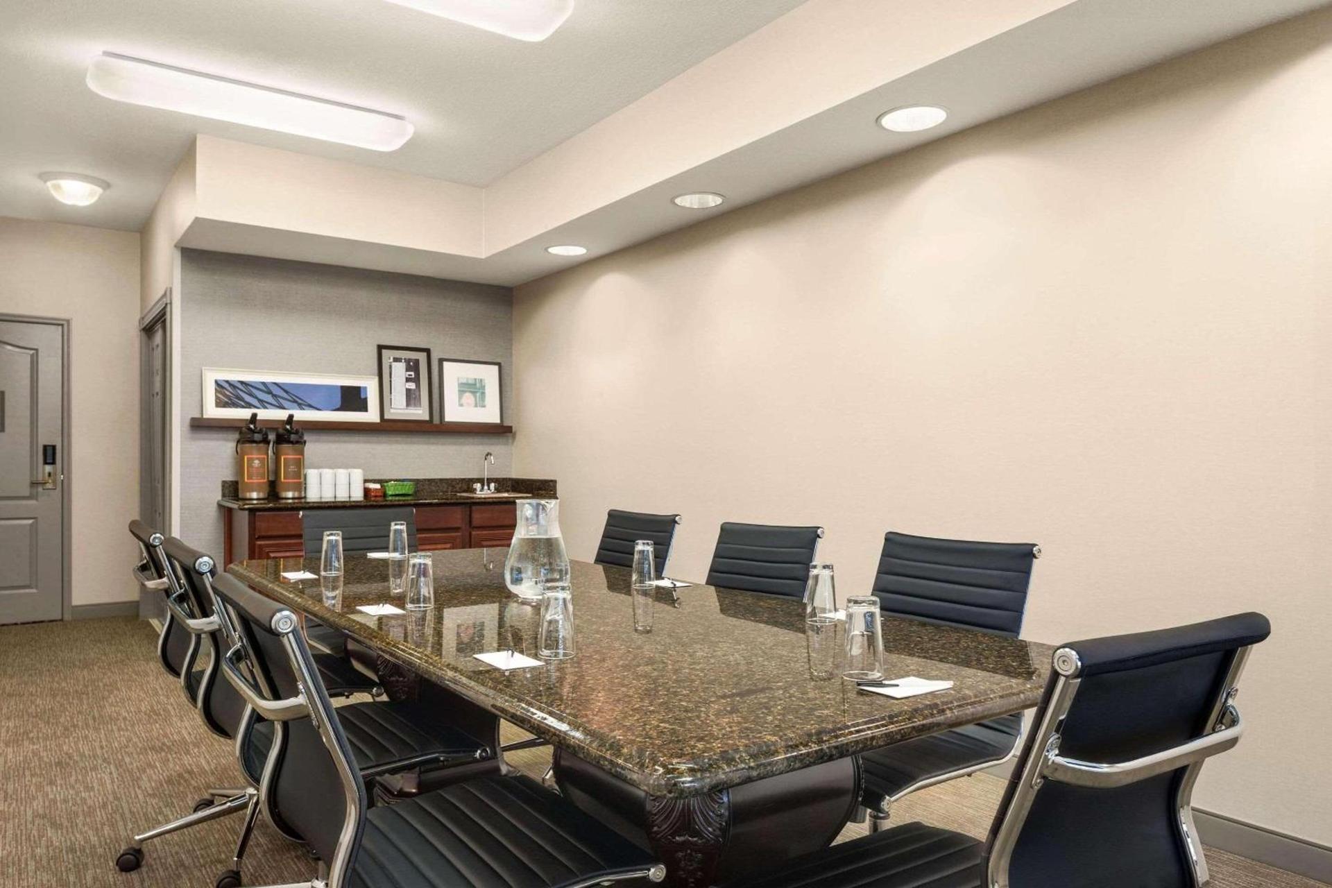 Country Inn & Suites by Radisson, Lima photo 10