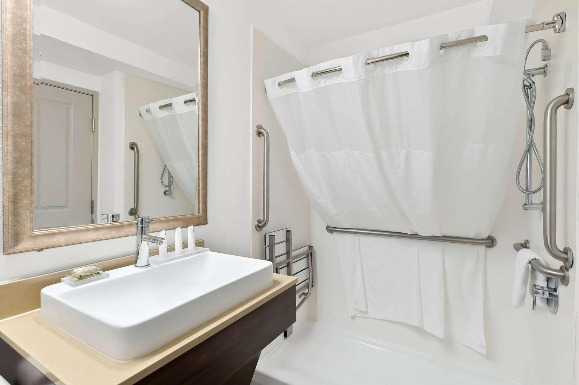 Country Inn & Suites by Radisson, Columbia Airport, SC photo 18