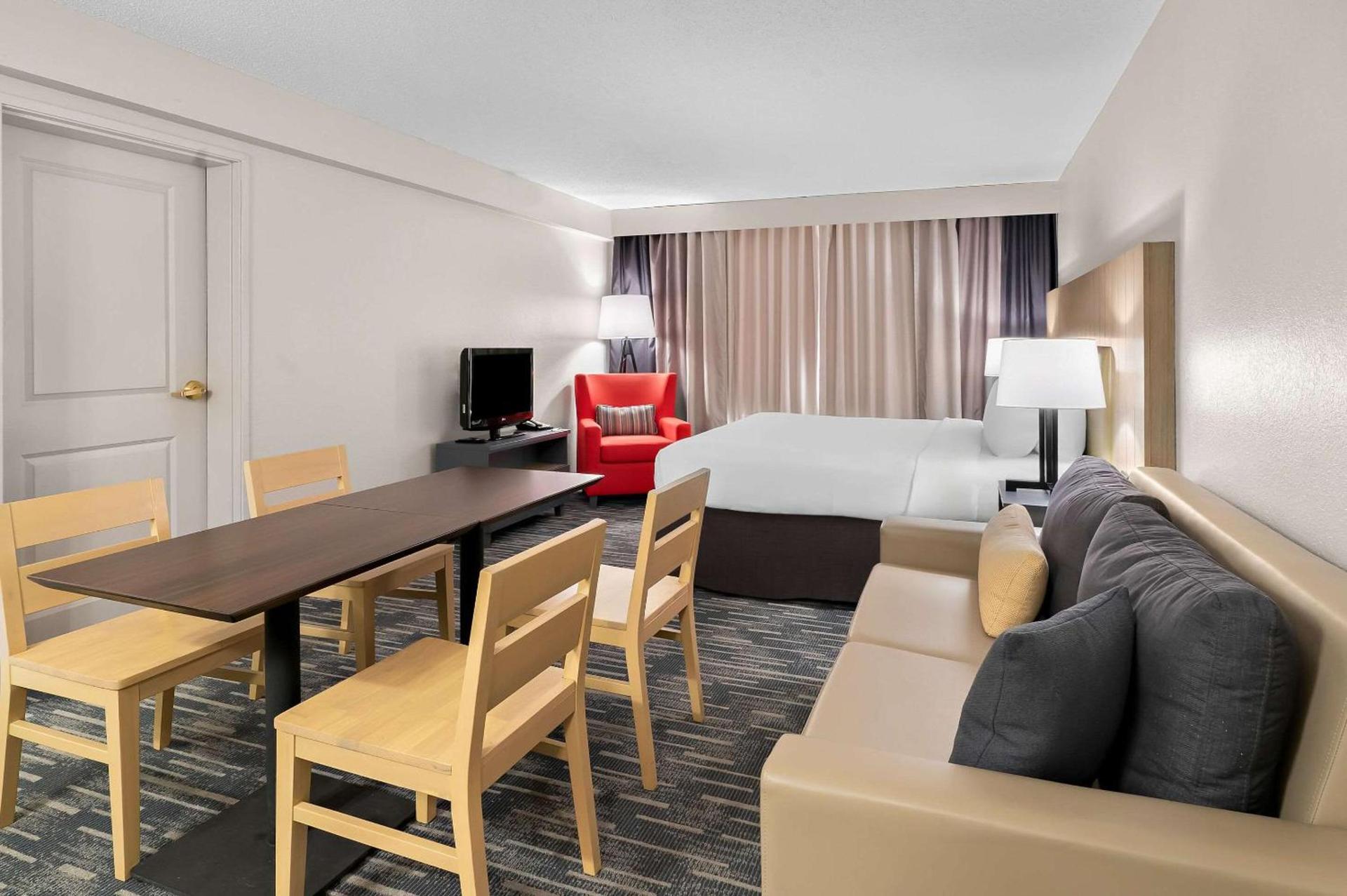Country Inn & Suites by Radisson, Columbia Airport, SC photo 24