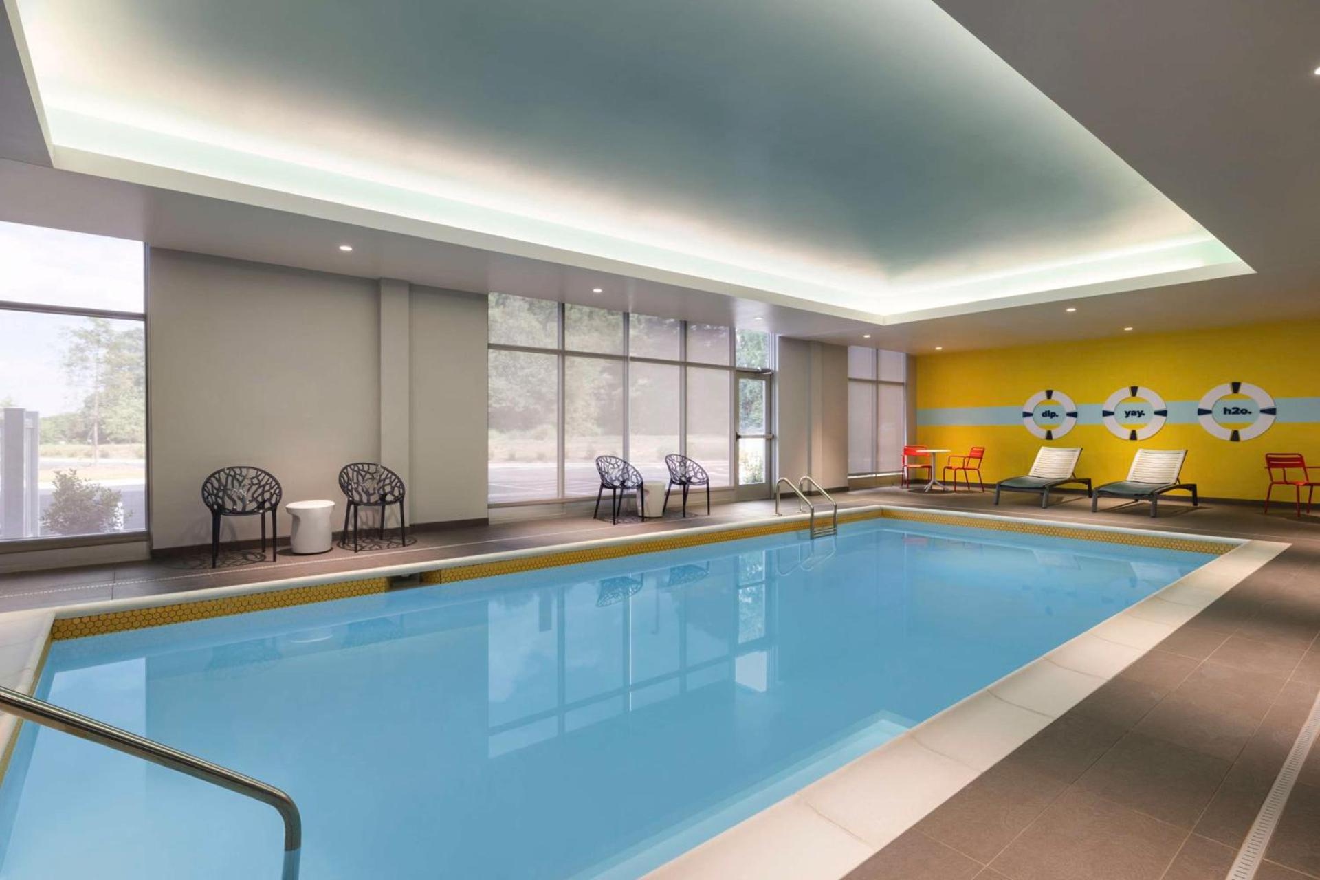 Tru By Hilton Charlotte Tyvola I-77 photo 5