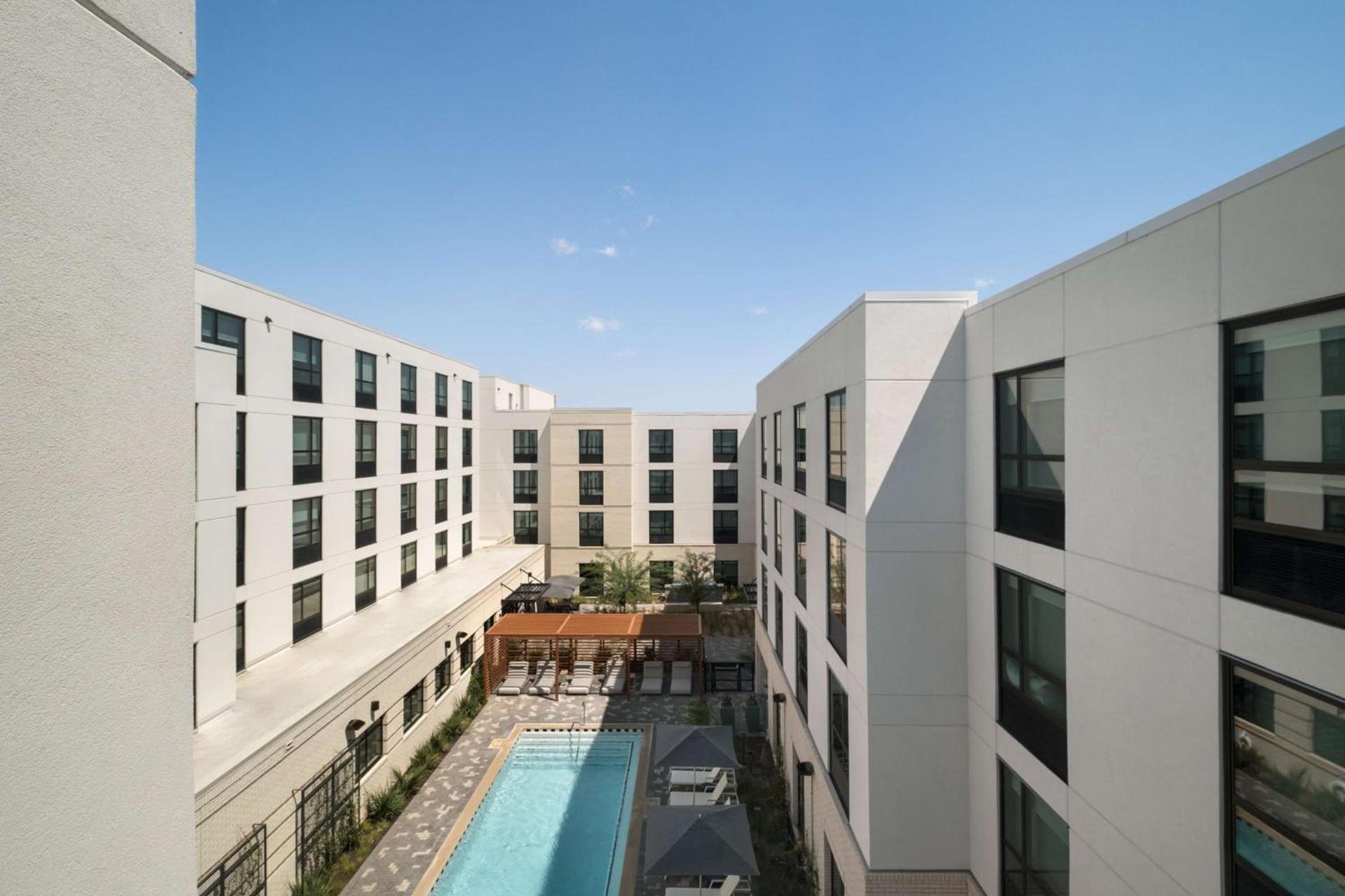 Hampton Inn by Hilton Austin Downtown East Side photo 11