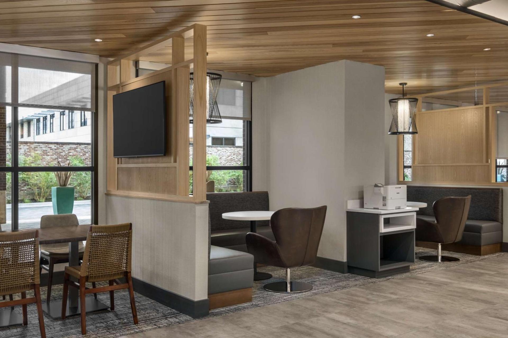 Hampton Inn by Hilton Austin Downtown East Side photo 28