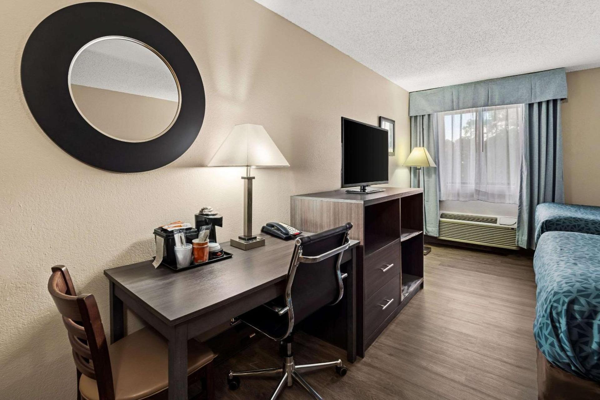 Suburban Studios Columbia Northwest photo 25