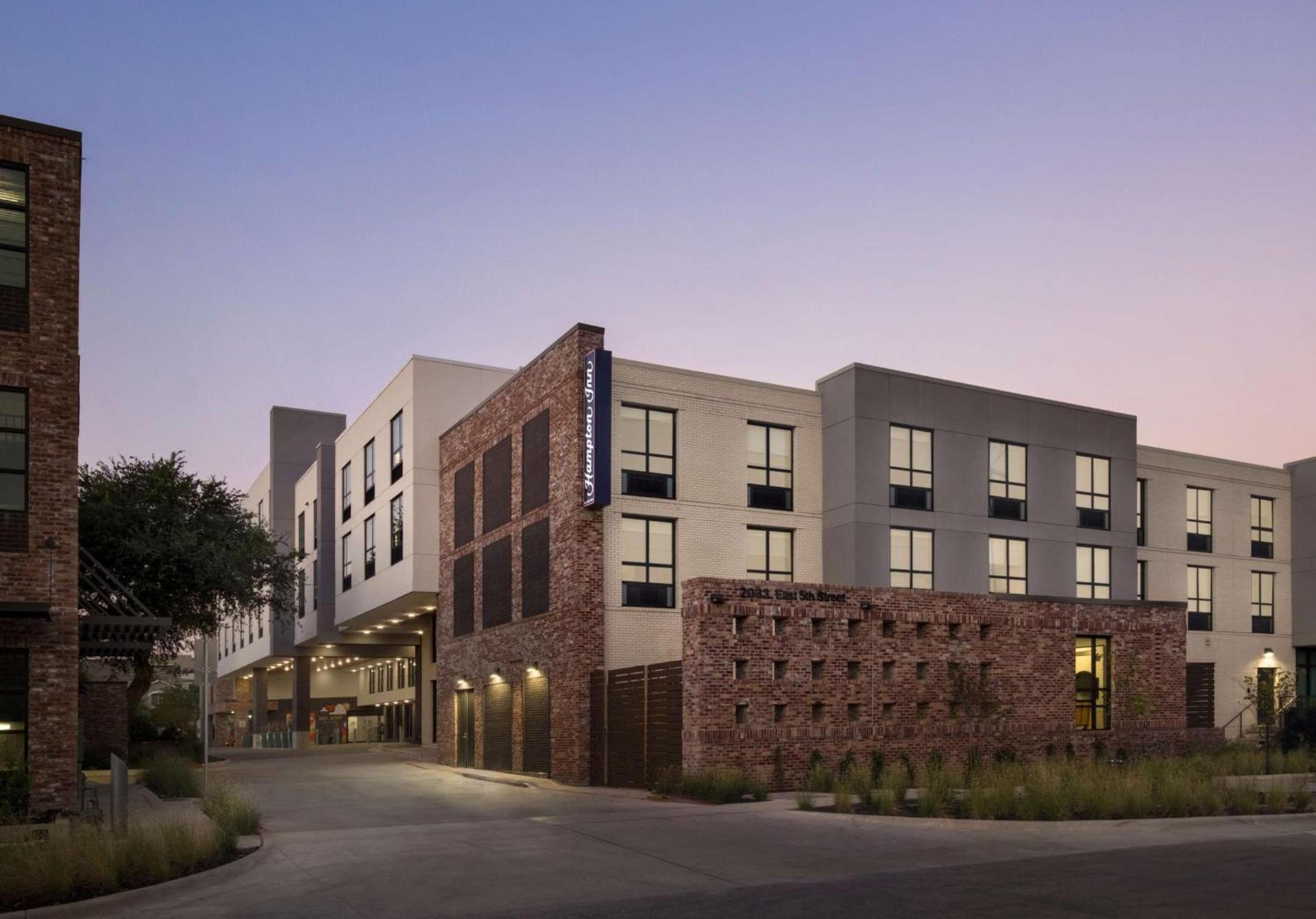 Hampton Inn by Hilton Austin Downtown East Side photo 5