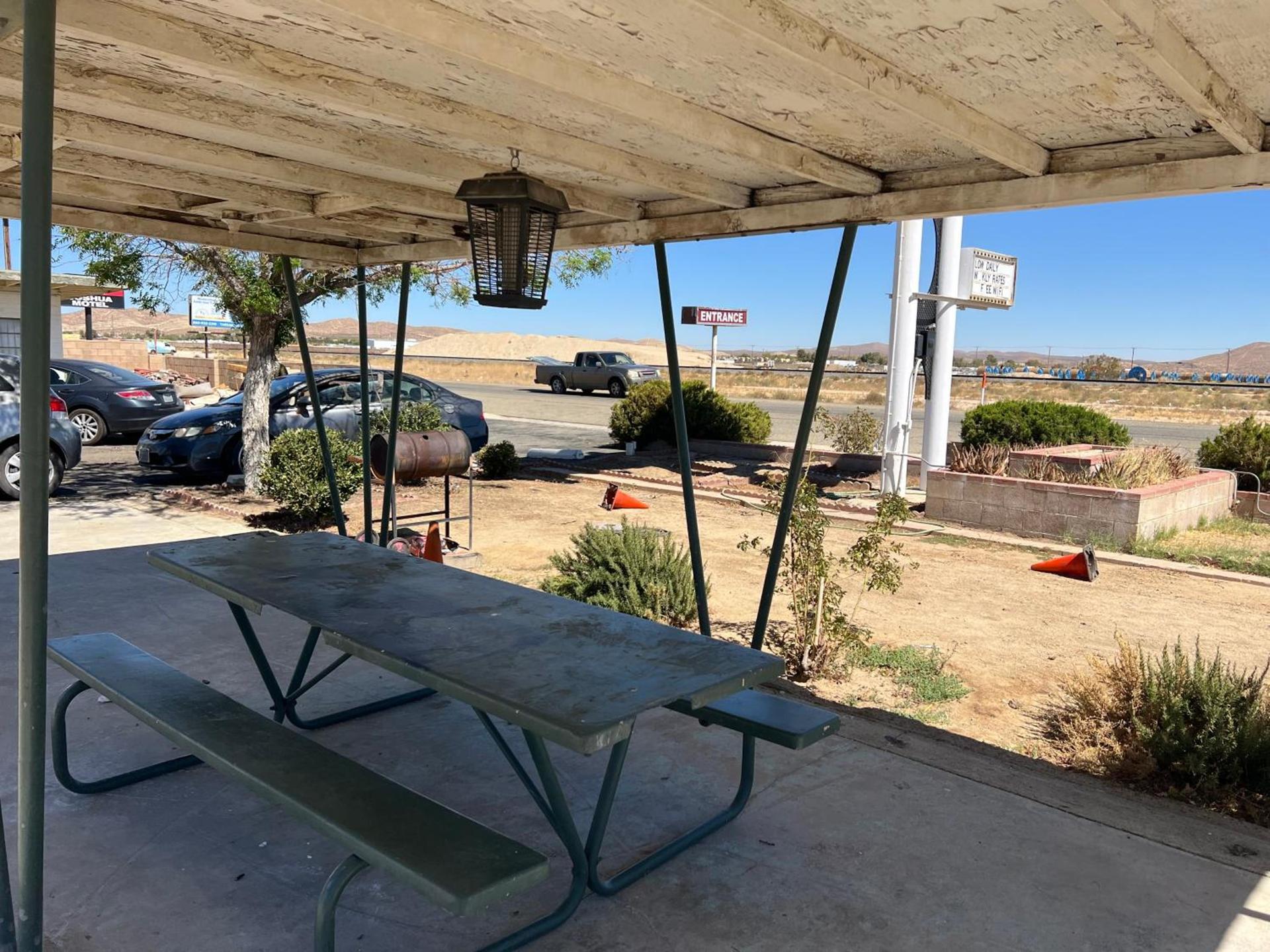 Carl's Motel photo 2