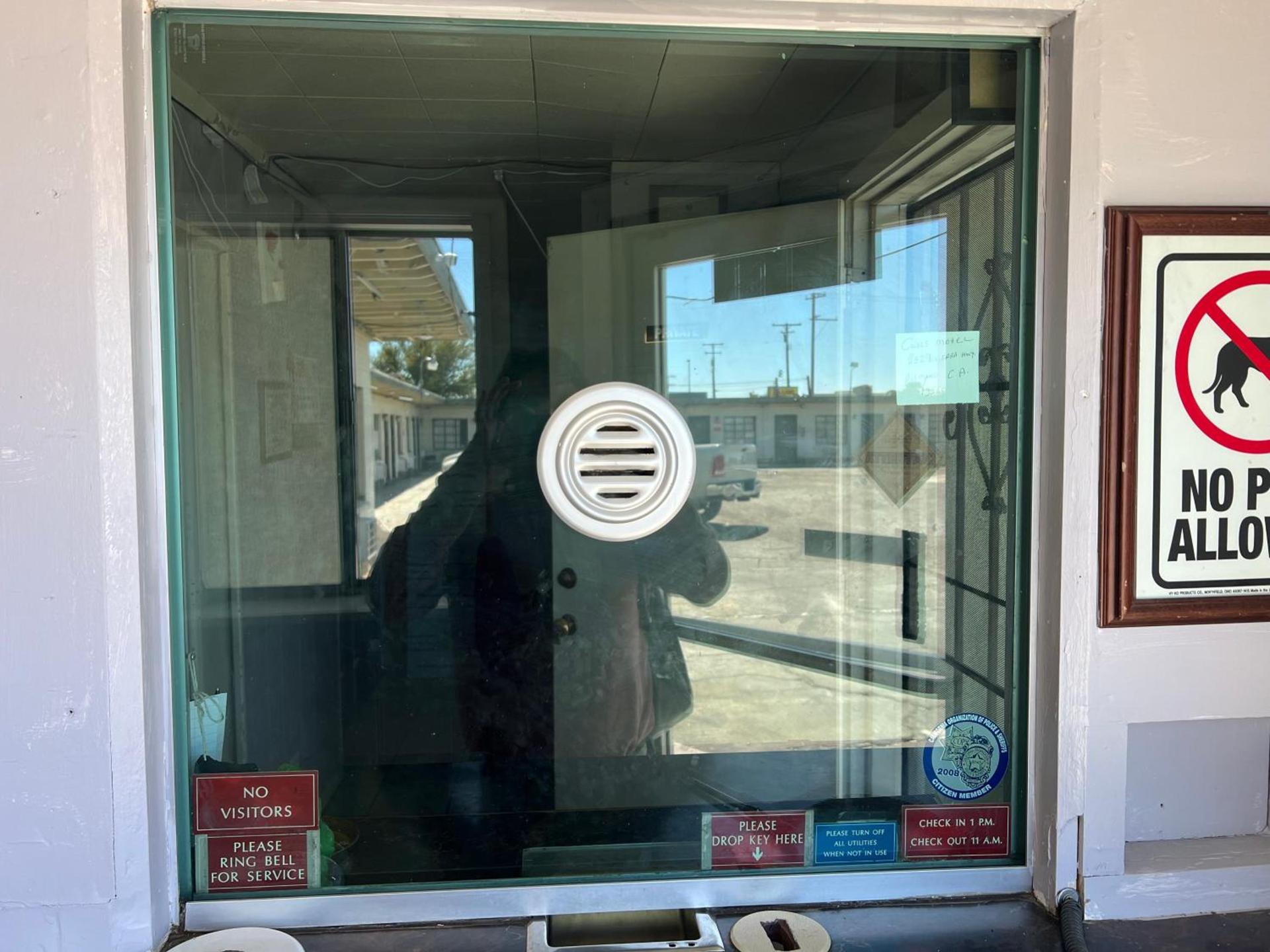 Carl's Motel photo 9