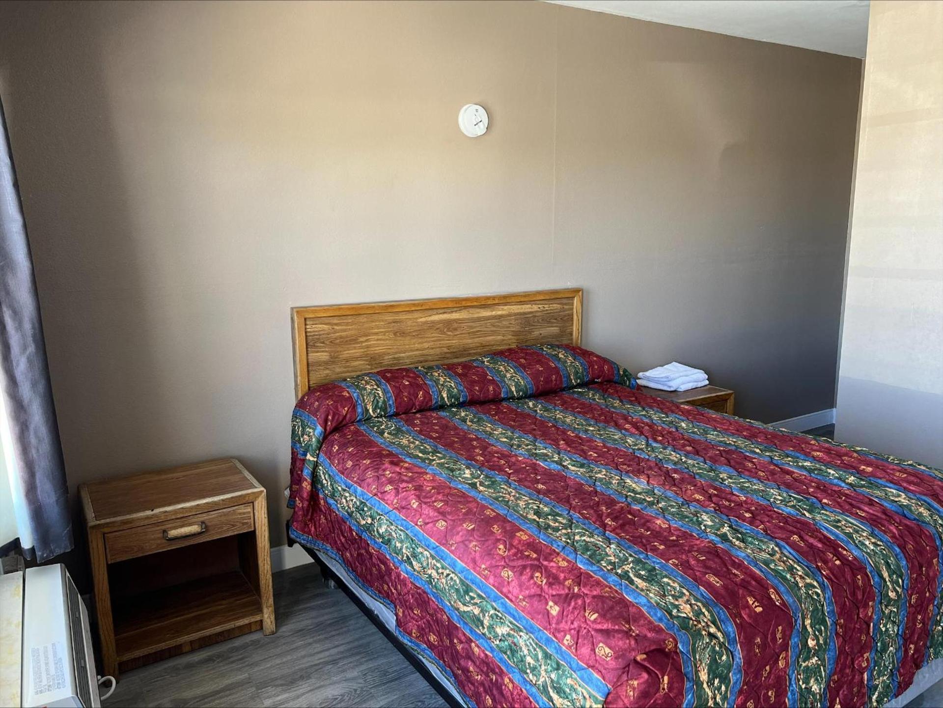 Carl's Motel photo 15