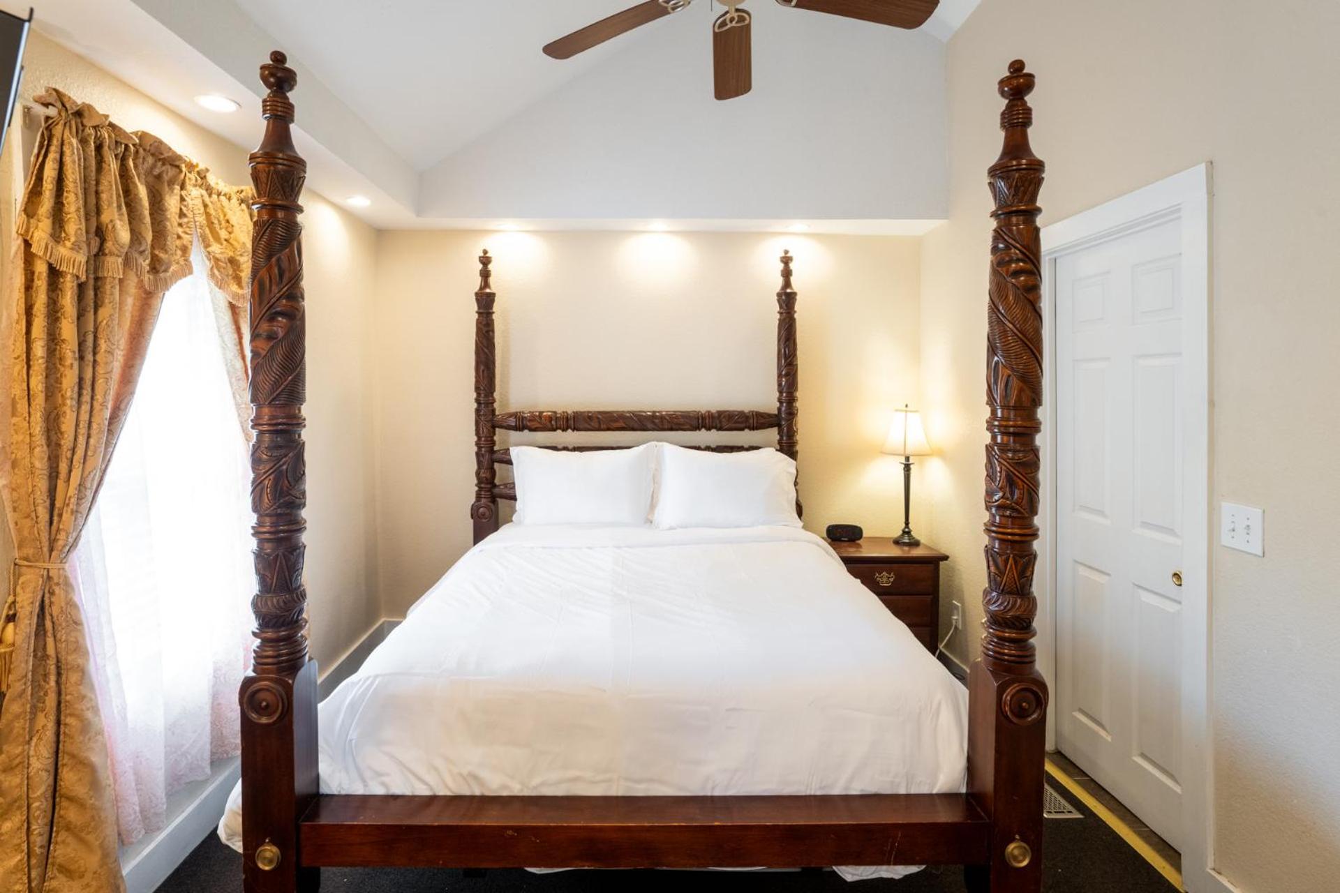 Lake Lure Inn and Spa photo 38