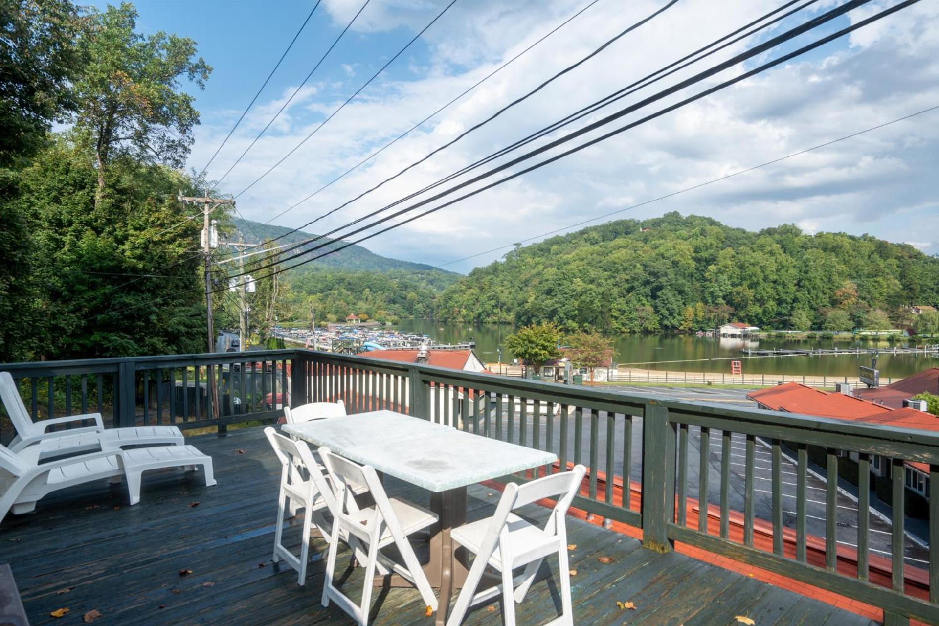 Lake Lure Inn and Spa photo 46