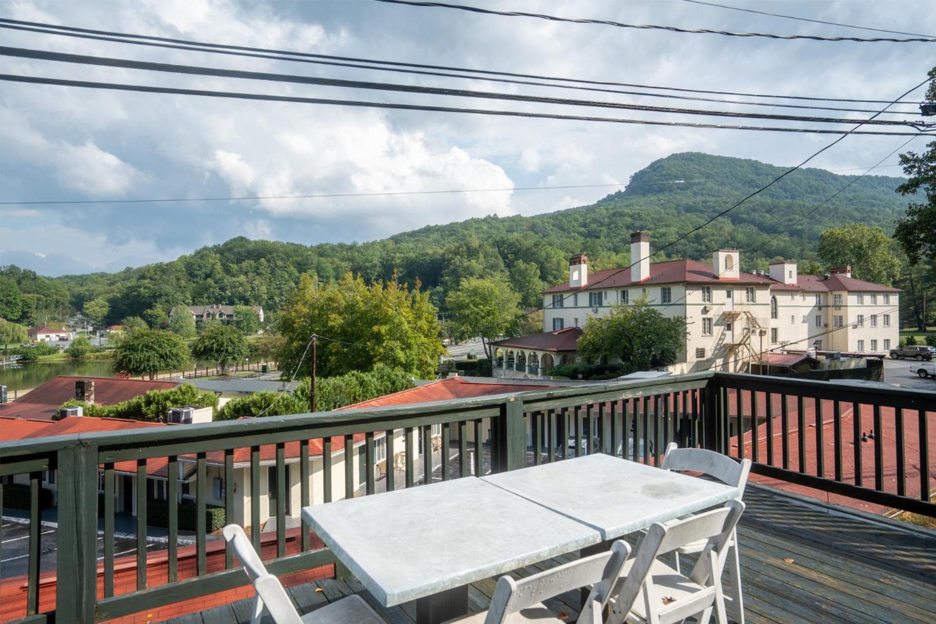 Lake Lure Inn and Spa photo 47