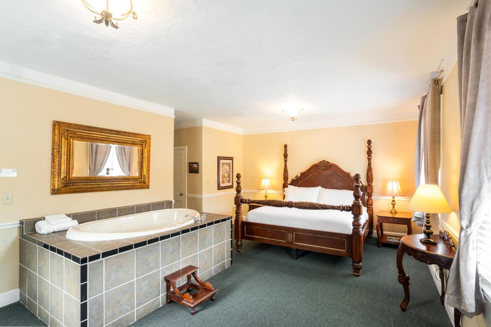 Lake Lure Inn and Spa photo 31