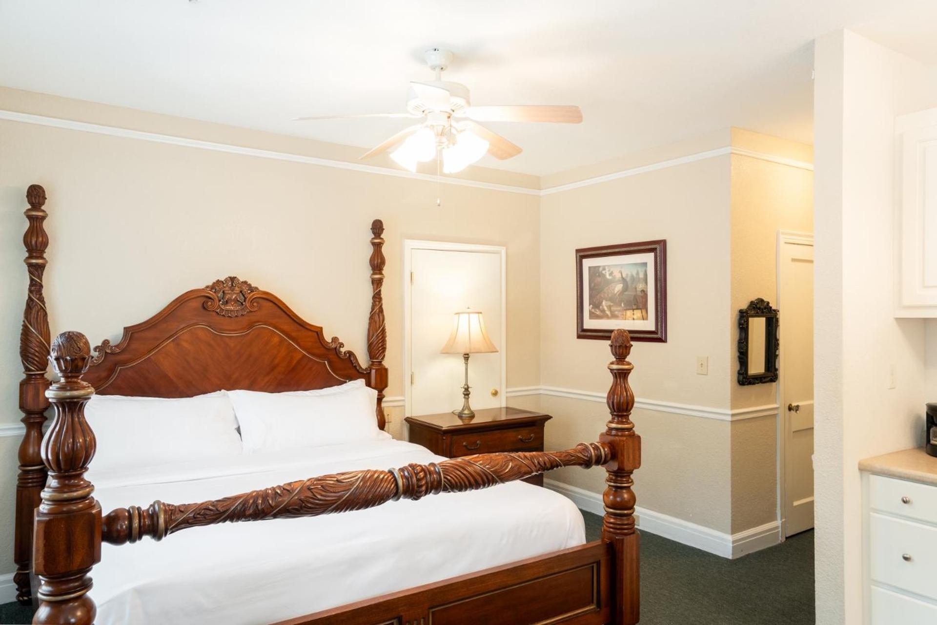 Lake Lure Inn and Spa photo 76