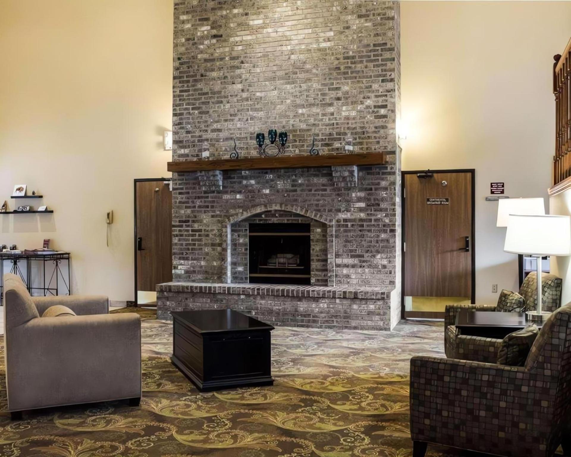 Quality Suites Near West Acres photo 19