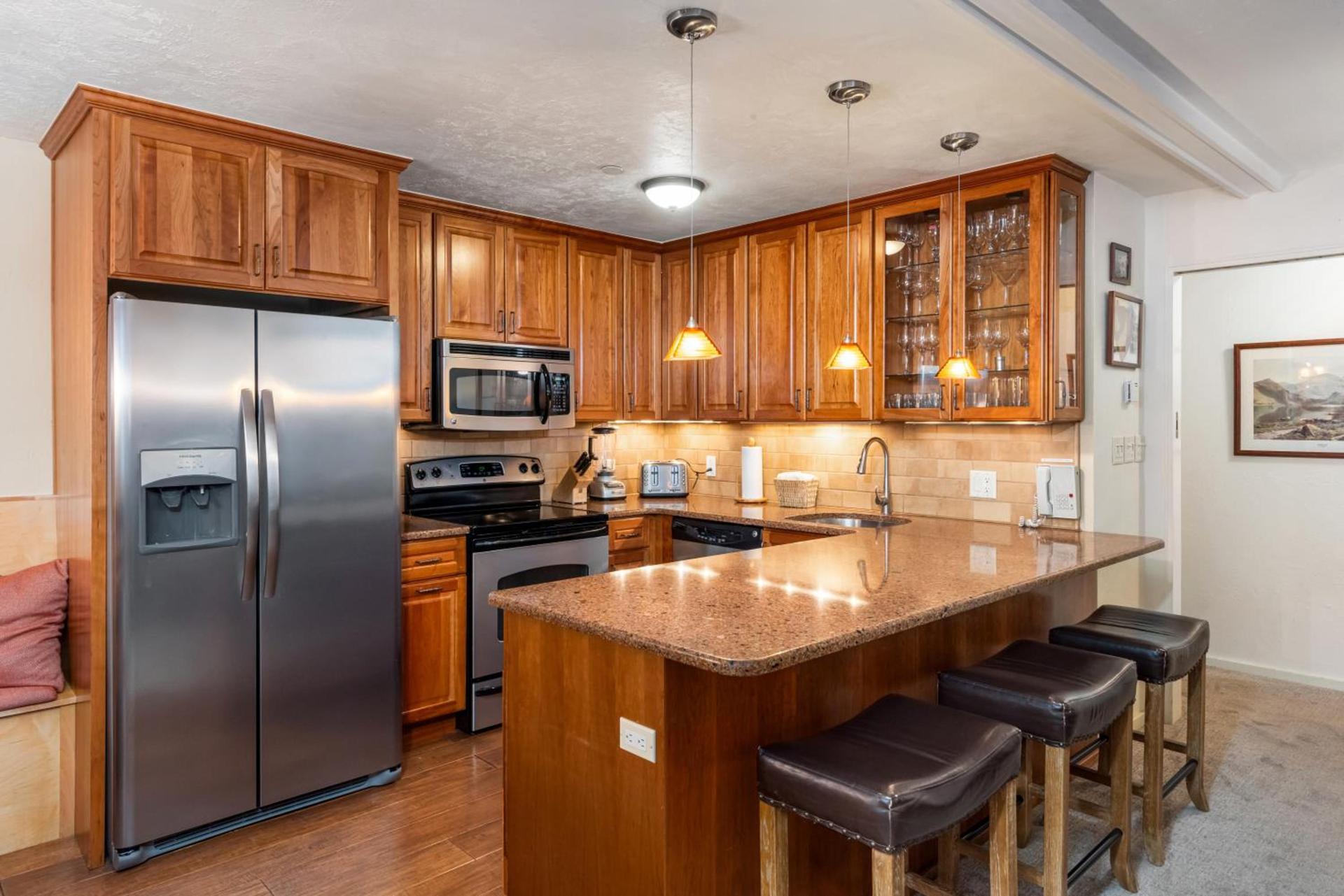 Christiania Lodge Condominiums Collection photo 96