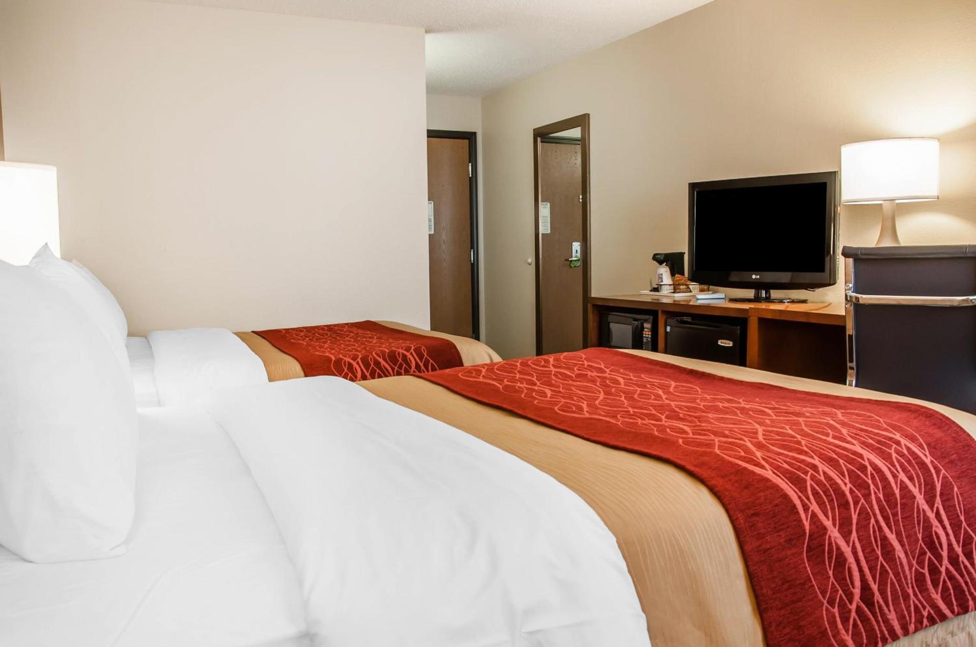 Comfort Inn Dickinson photo 23
